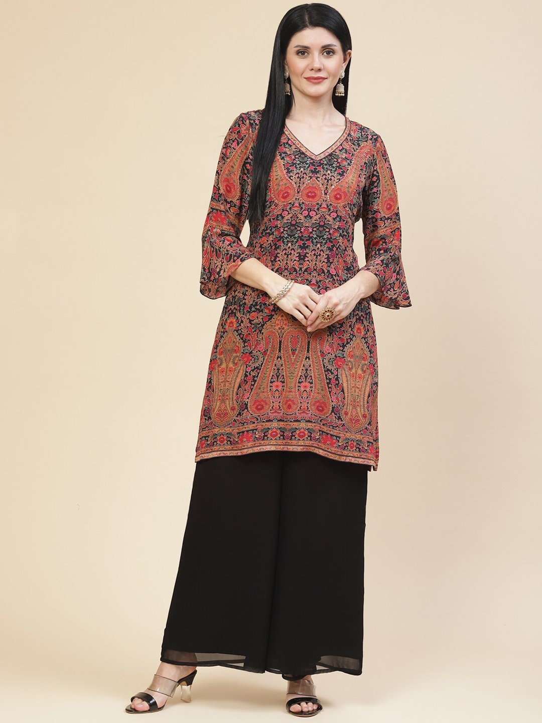 

Meena Bazaar Women Black Ethnic Motifs Printed Kurta with Palazzos