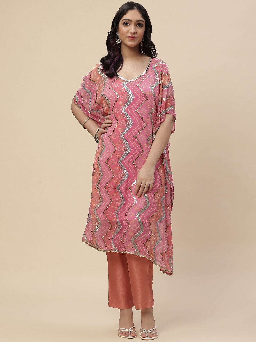 

Meena Bazaar Women Pink Bandhani Printed Sequinned Kurta with Trousers