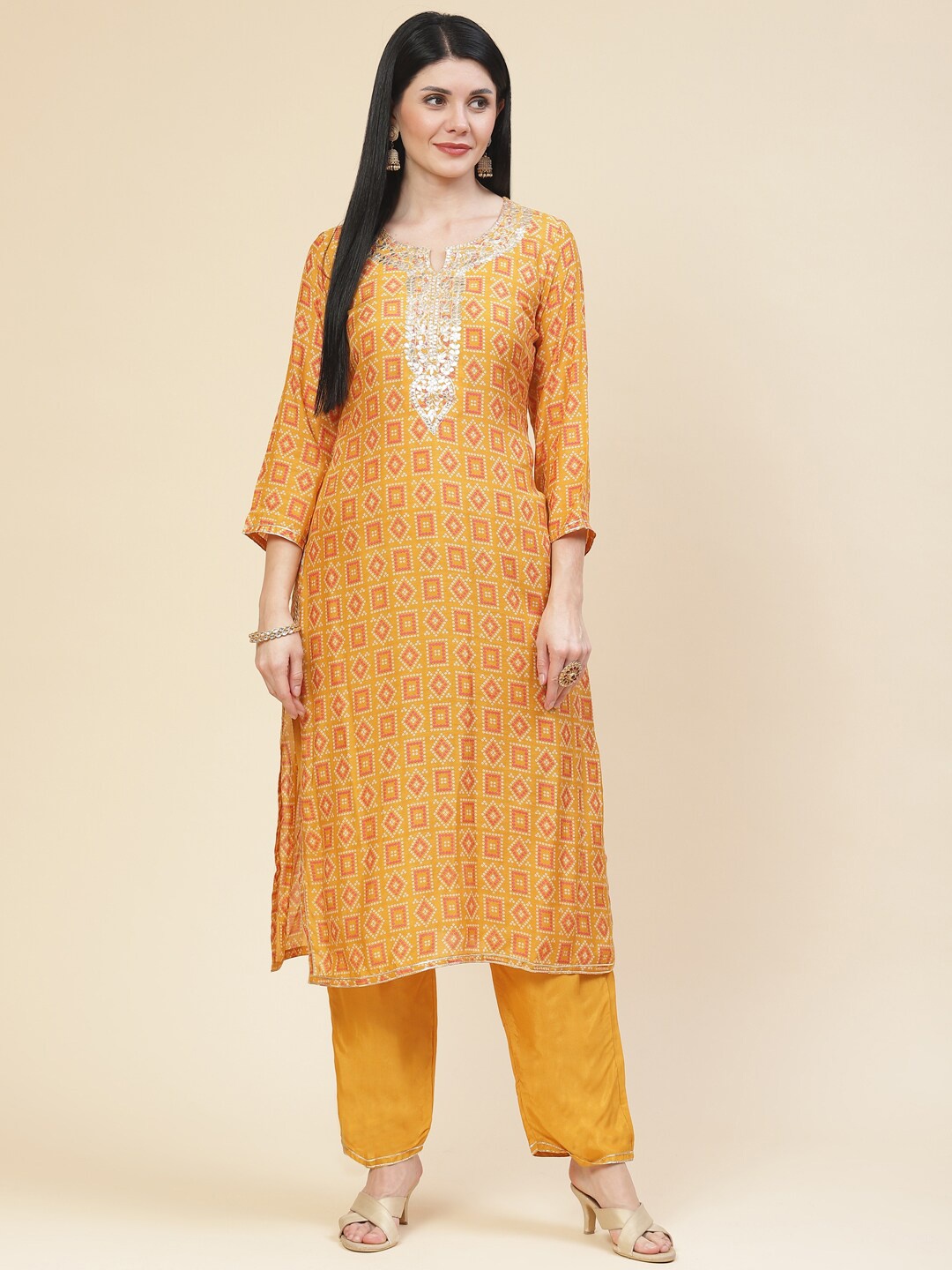 

Meena Bazaar Women Mustard Yellow Bandhani Printed Gotta Patti Kurta with Trousers