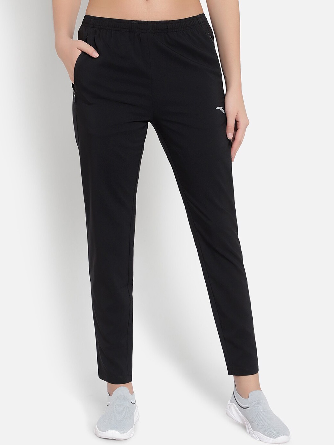 

Anta Women Black Basic Track Pant