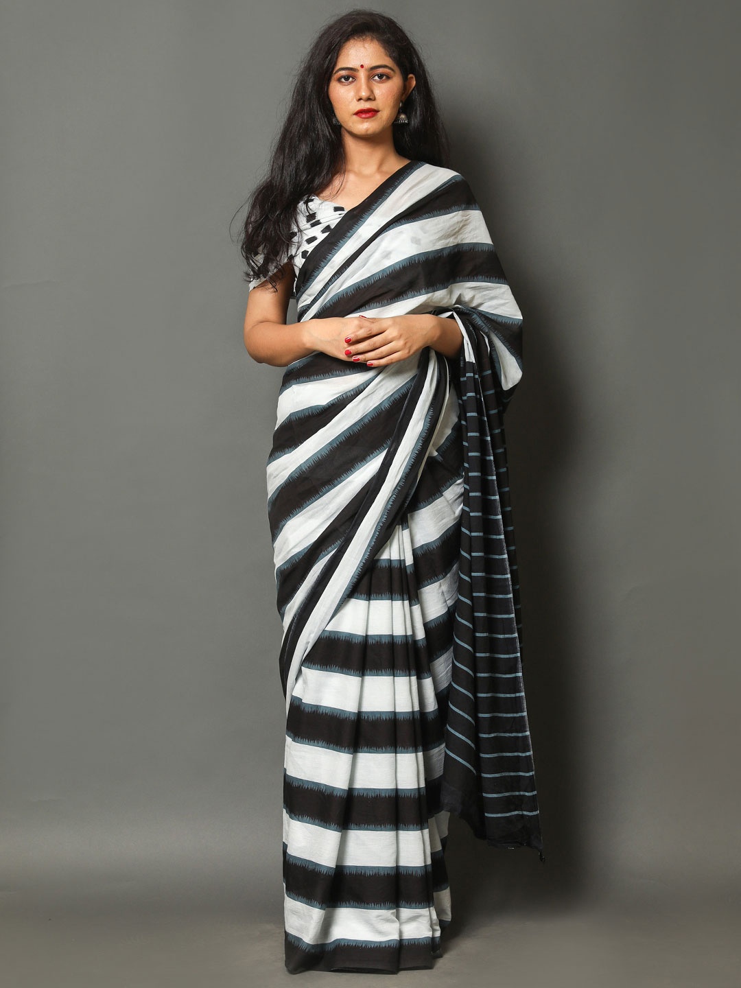 

BUTA BUTI Black & White Striped Pure Cotton Saree