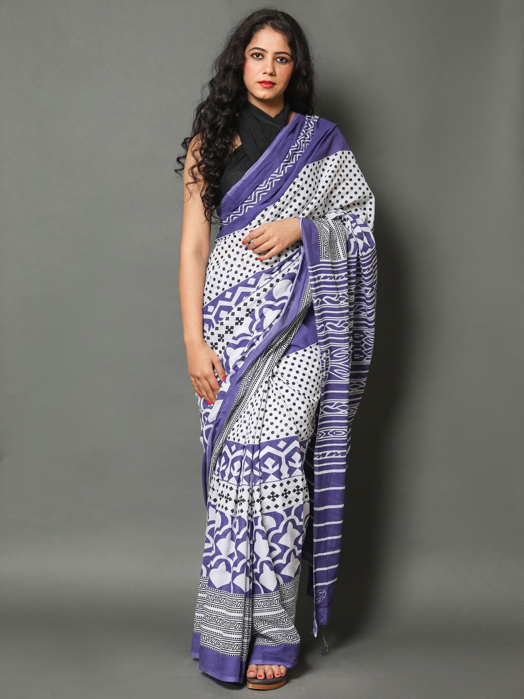 

BUTA BUTI White & Purple Polka Dots Printed Pure Cotton Saree