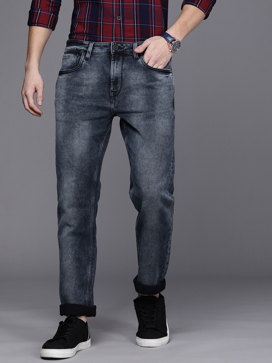 

Voi Jeans Men Blue Skinny Fit Heavy Fade Jeans