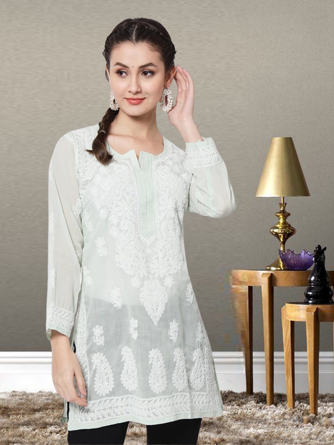 

PARAMOUNT CHIKAN Women Embroidered Lucknowi Chikankari Cotton Kurti, Green
