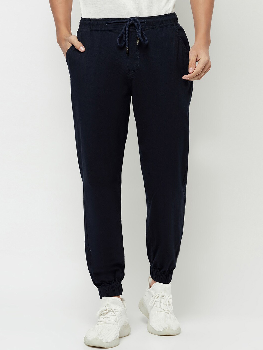 

Blue Buddha Men Navy Blue Solid Pure Cotton Joggers