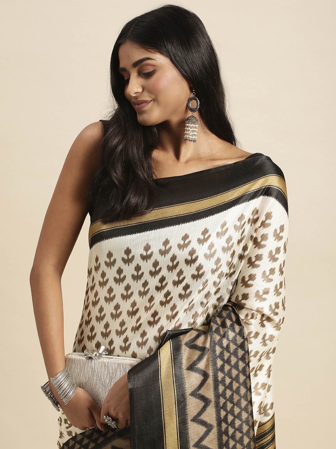 

Anouk Ethnic Motifs Silk Blend Saree, Off white