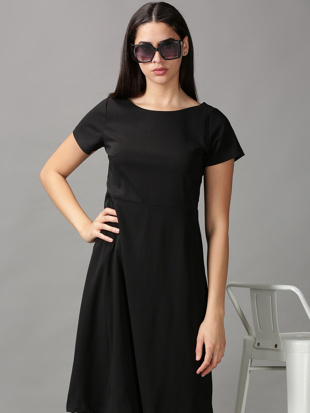 

SHOWOFF Short Sleeves Round Neck A-Line Dress, Black