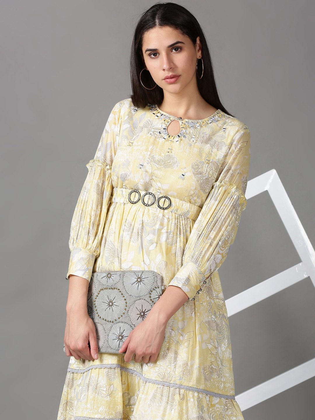 

SHOWOFF Women Yellow & Grey Floral Keyhole Neck Cotton Sheath Dress