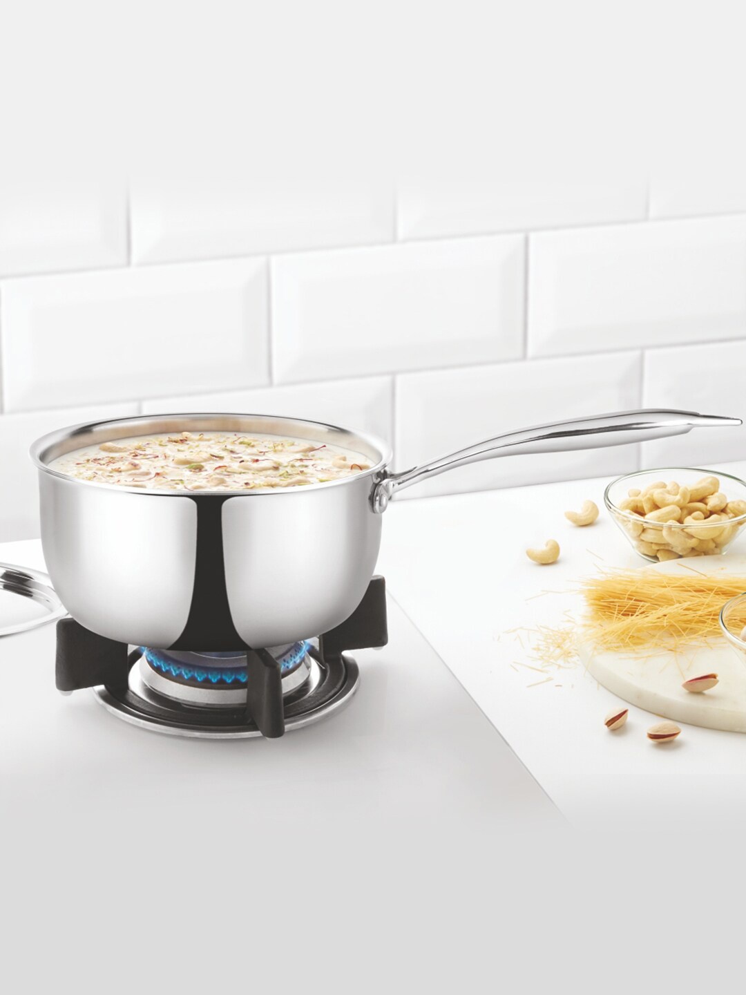 

BOROSIL Silver-Toned Cookfresh Stainless Steel Induction Sauce Pan 2.3 L