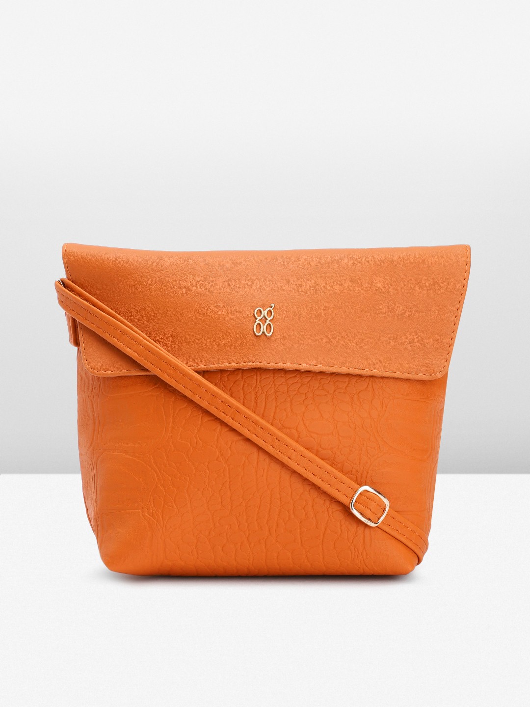 

Baggit Textured Sling Bag, Orange