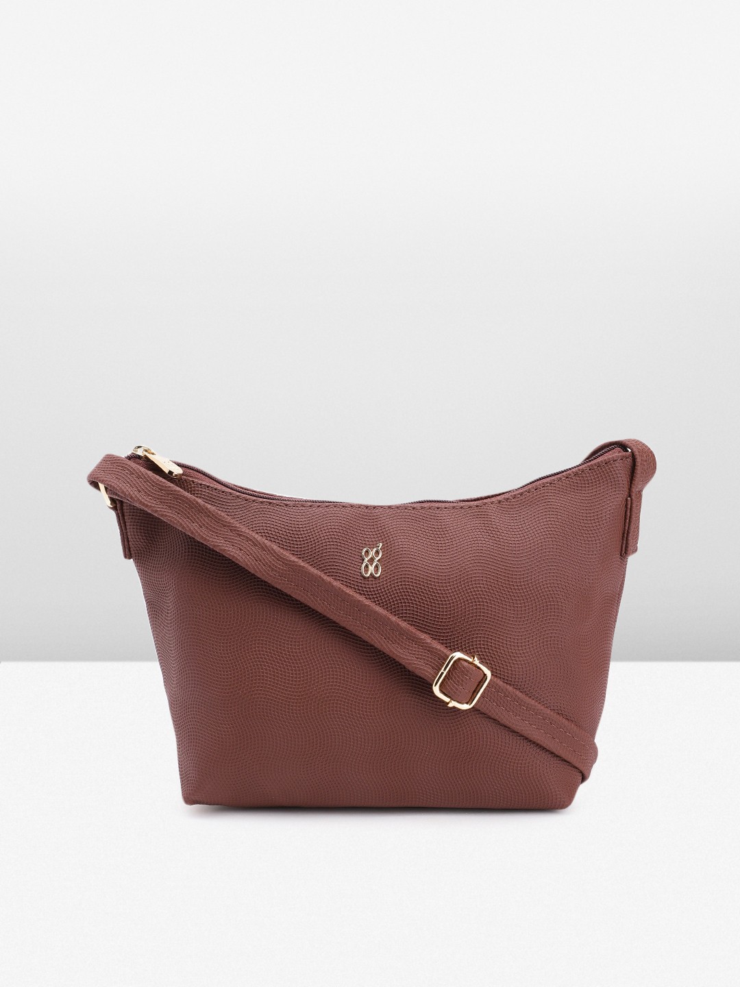 

Baggit Textured Sling Bag, Brown