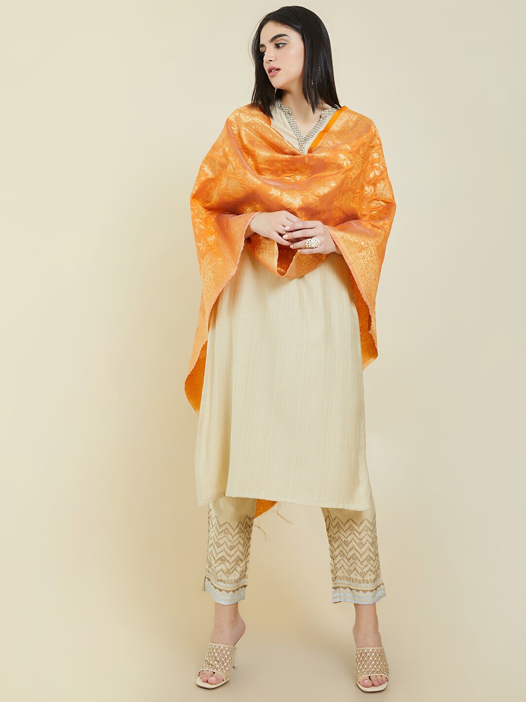 

Soch Women Orange & Gold-Toned Ethnic Motifs Woven Design Dupatta