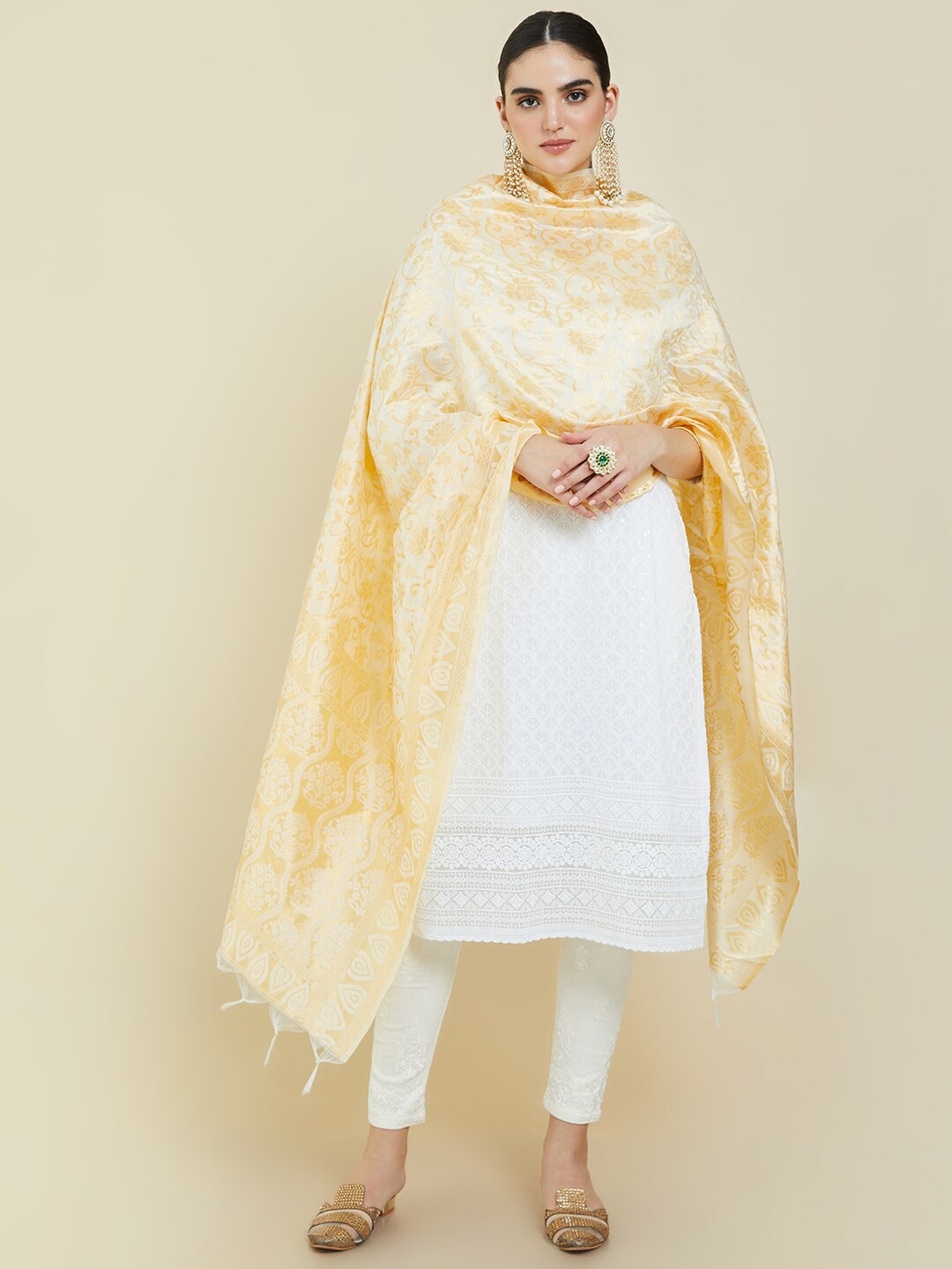 

Soch Women Off White & Gold-Toned Ethnic Motifs Woven Design Dupatta