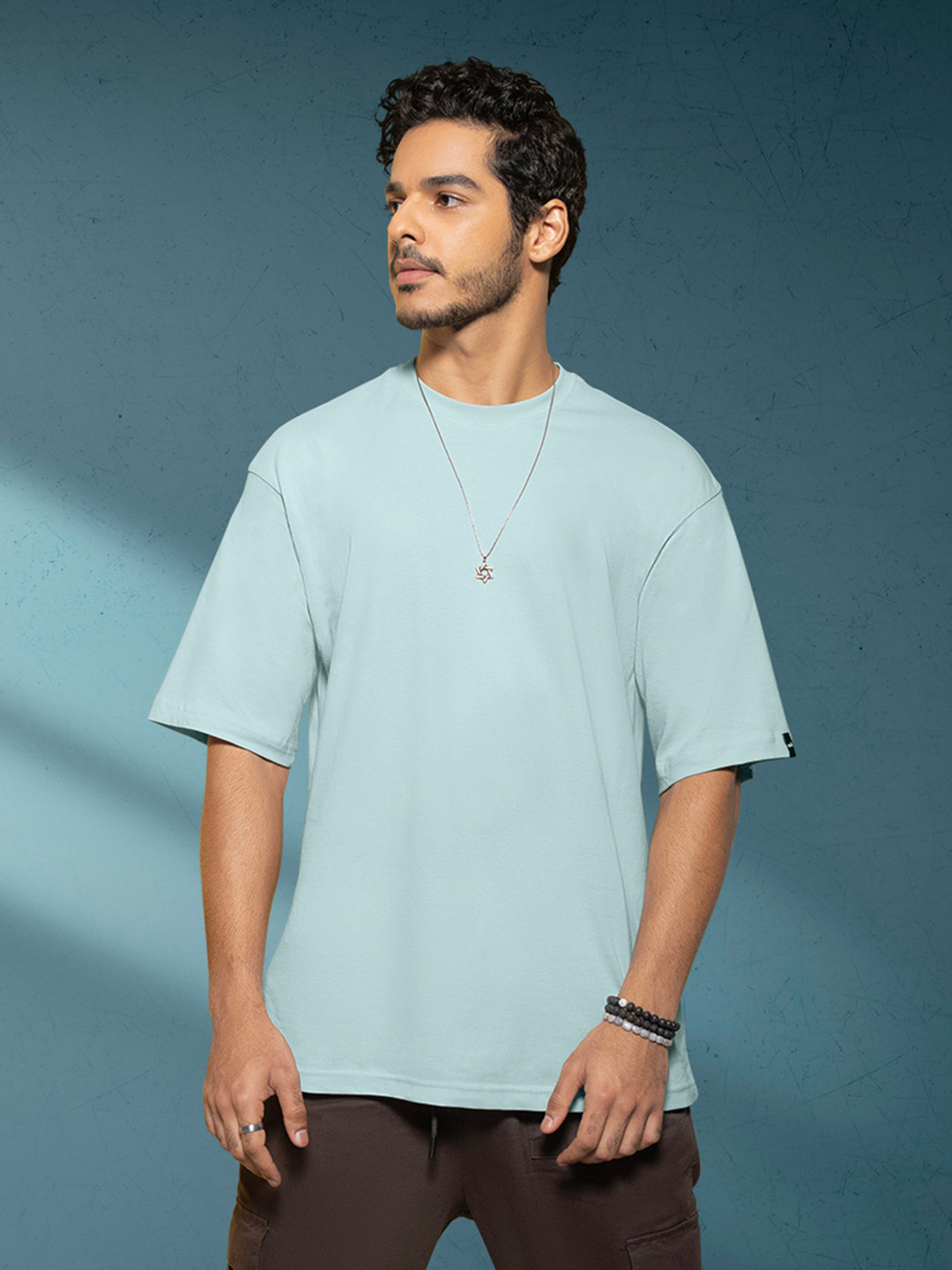 

Bewakoof Men Oversized T-shirt, Green