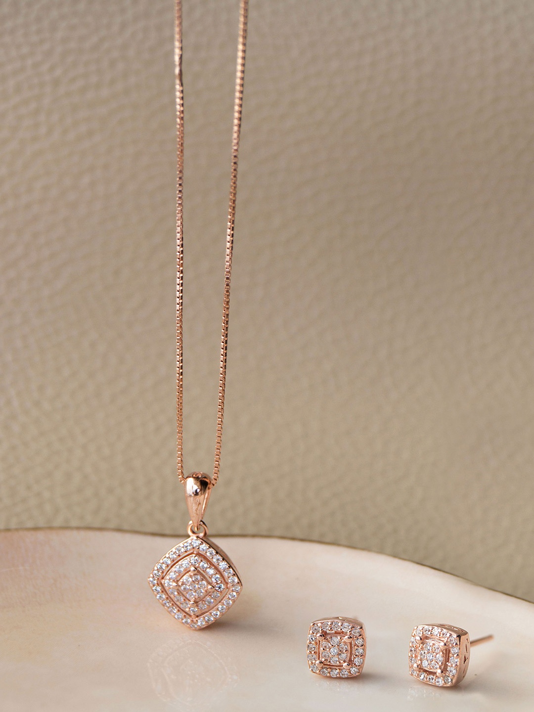 

MANNASH Rose Gold Rose Gold Plated Square Sterling Silver CZ Pendant Set With Chain