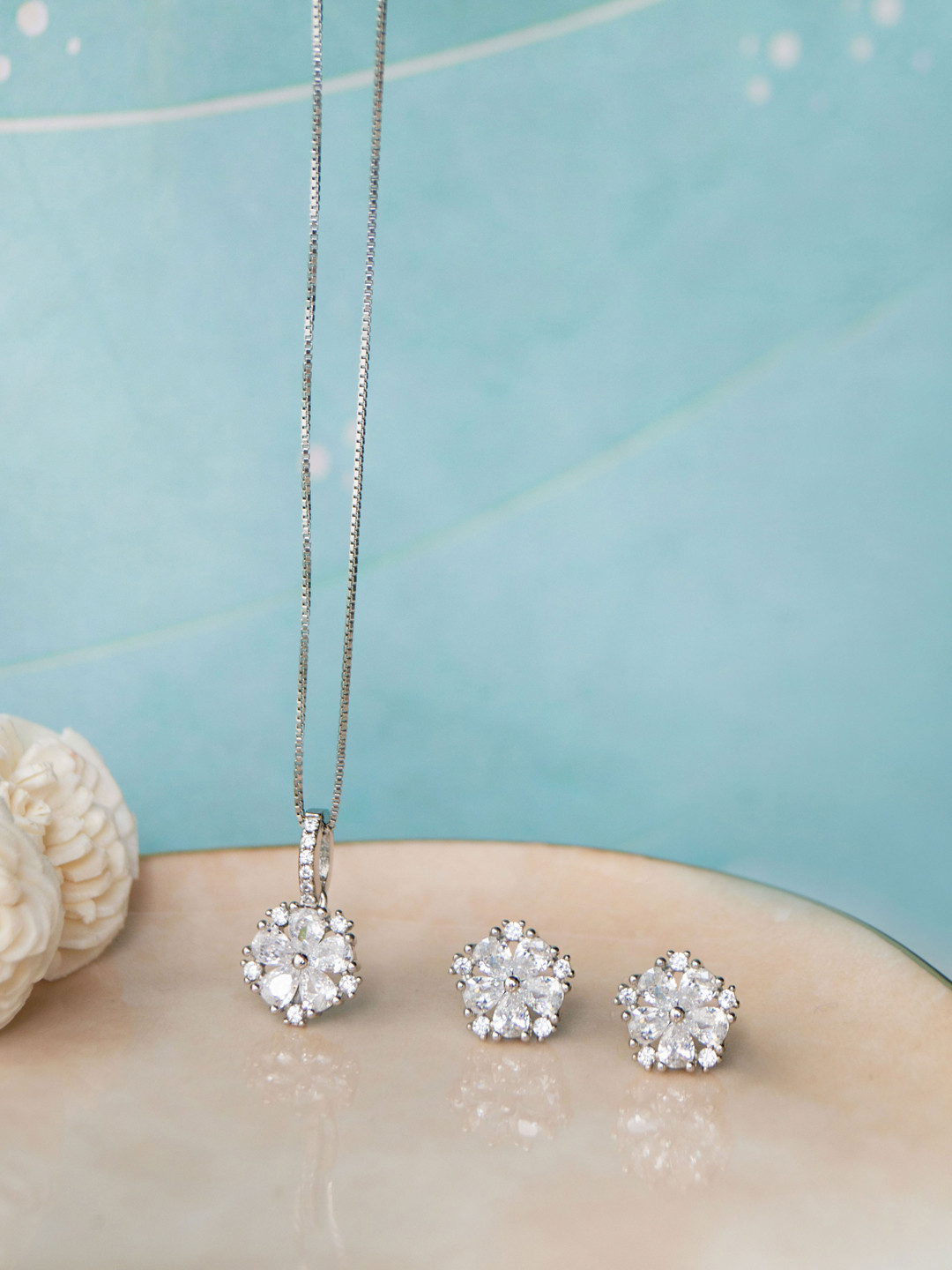 

MANNASH Sunshine Silver Rhodium Plated Flower Sterling Silver CZ Pendant With Chain Set