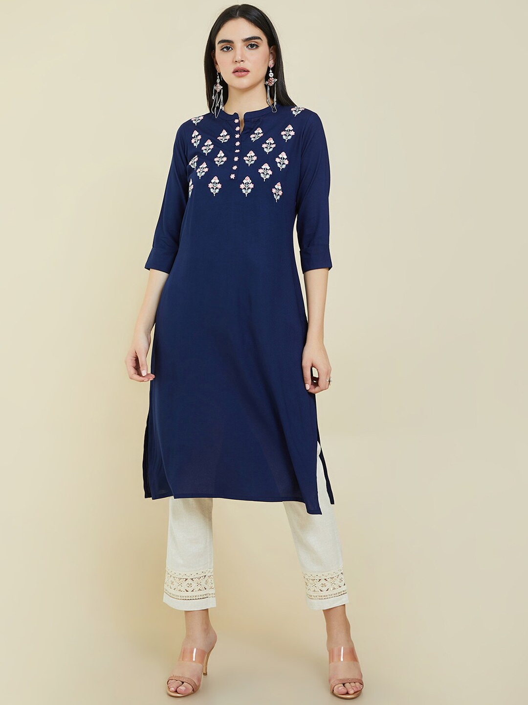 

Soch Women Navy Blue Floral Embroidered Kurta
