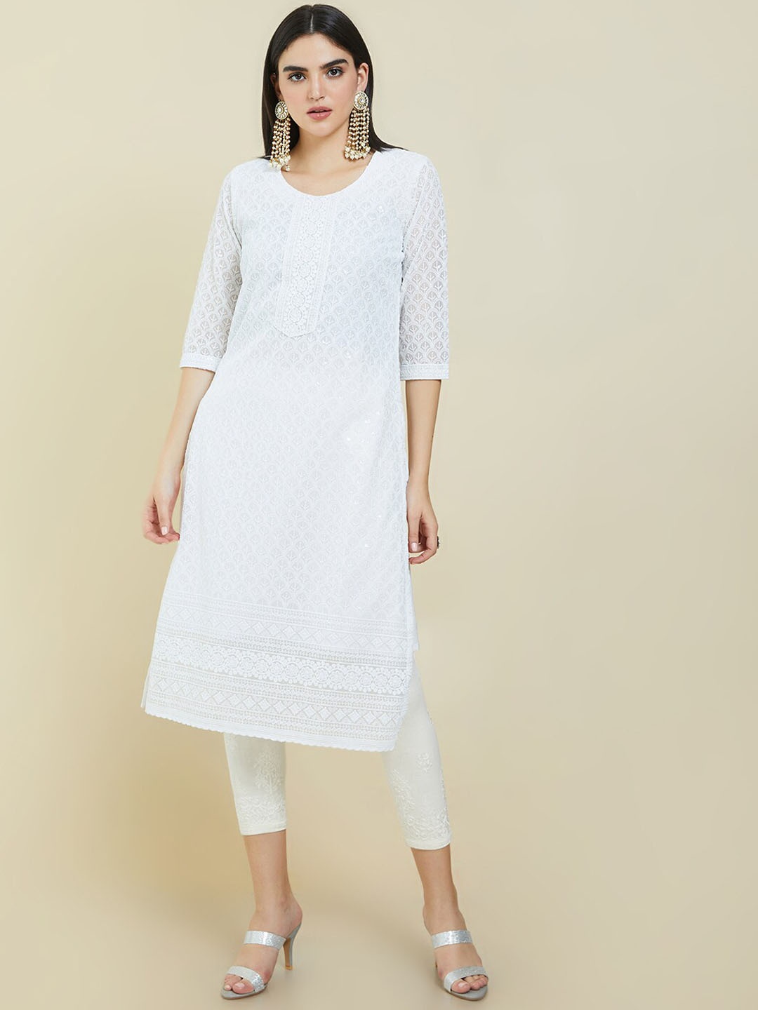 

Soch Women White Floral Chikankari Kurta