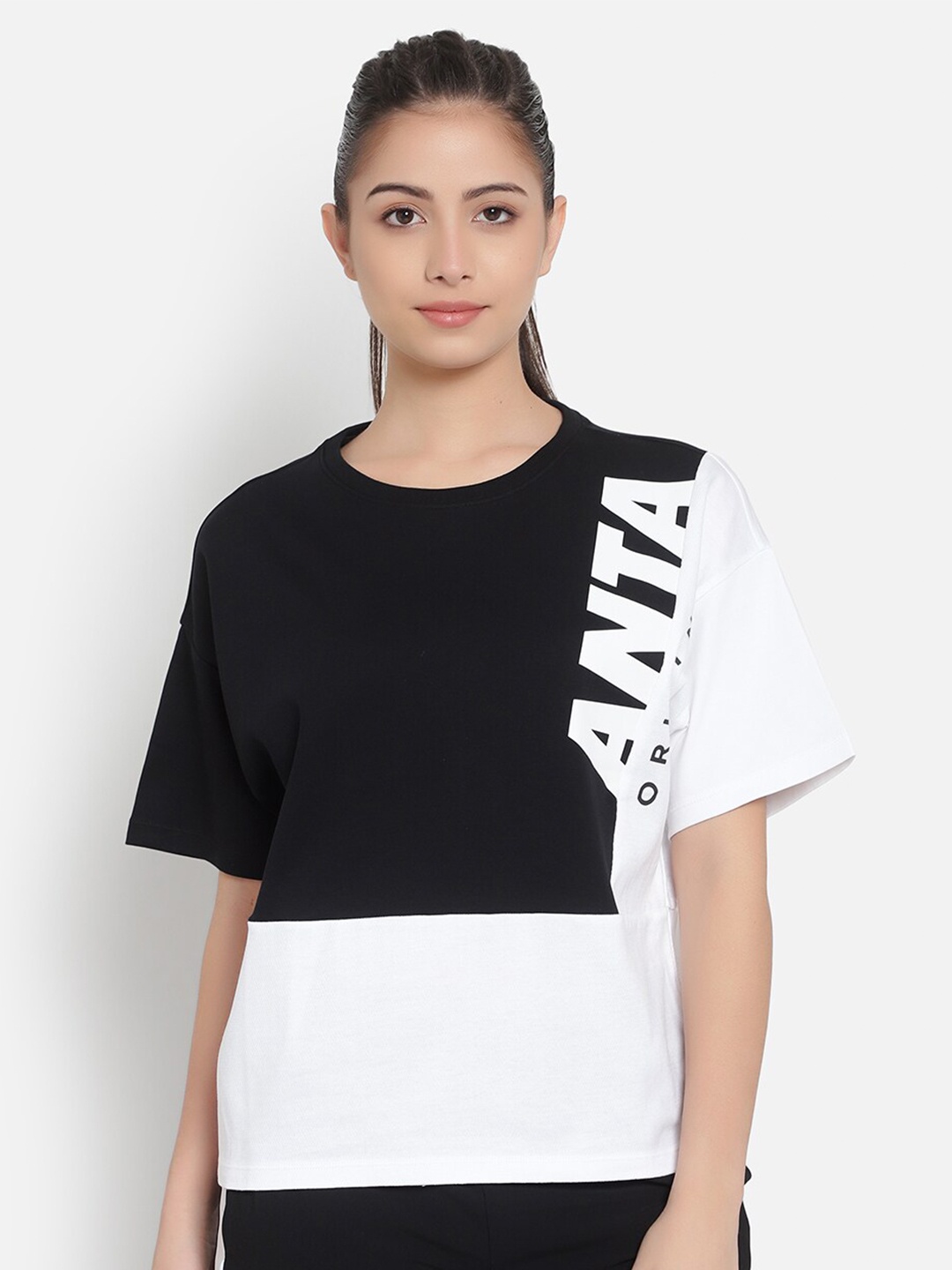 

Anta Women Black & White Colourblocked Cotton T-shirt