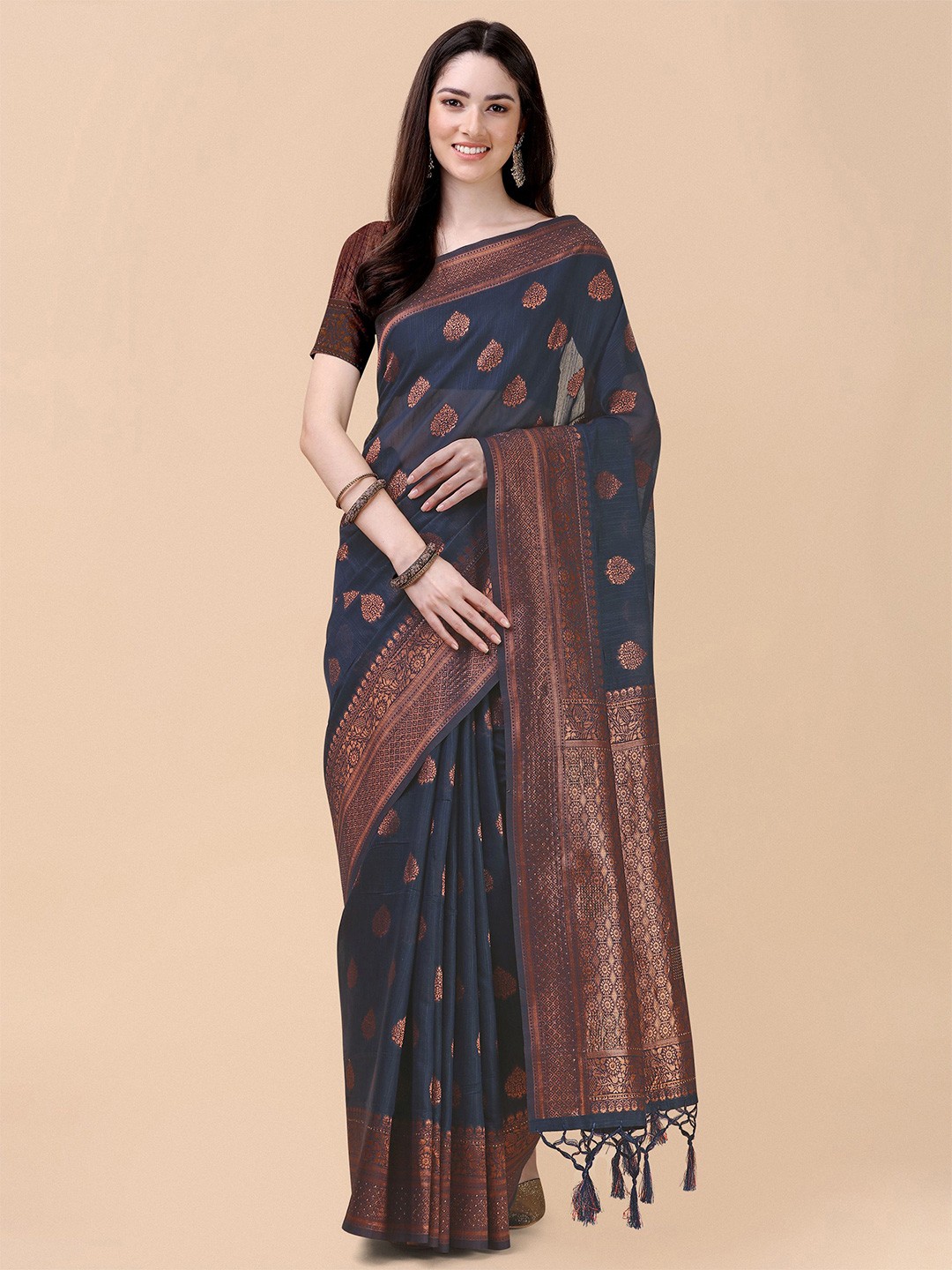 

Mitera Grey & Gold-Toned Ethnic Motifs Zari Banarasi Saree