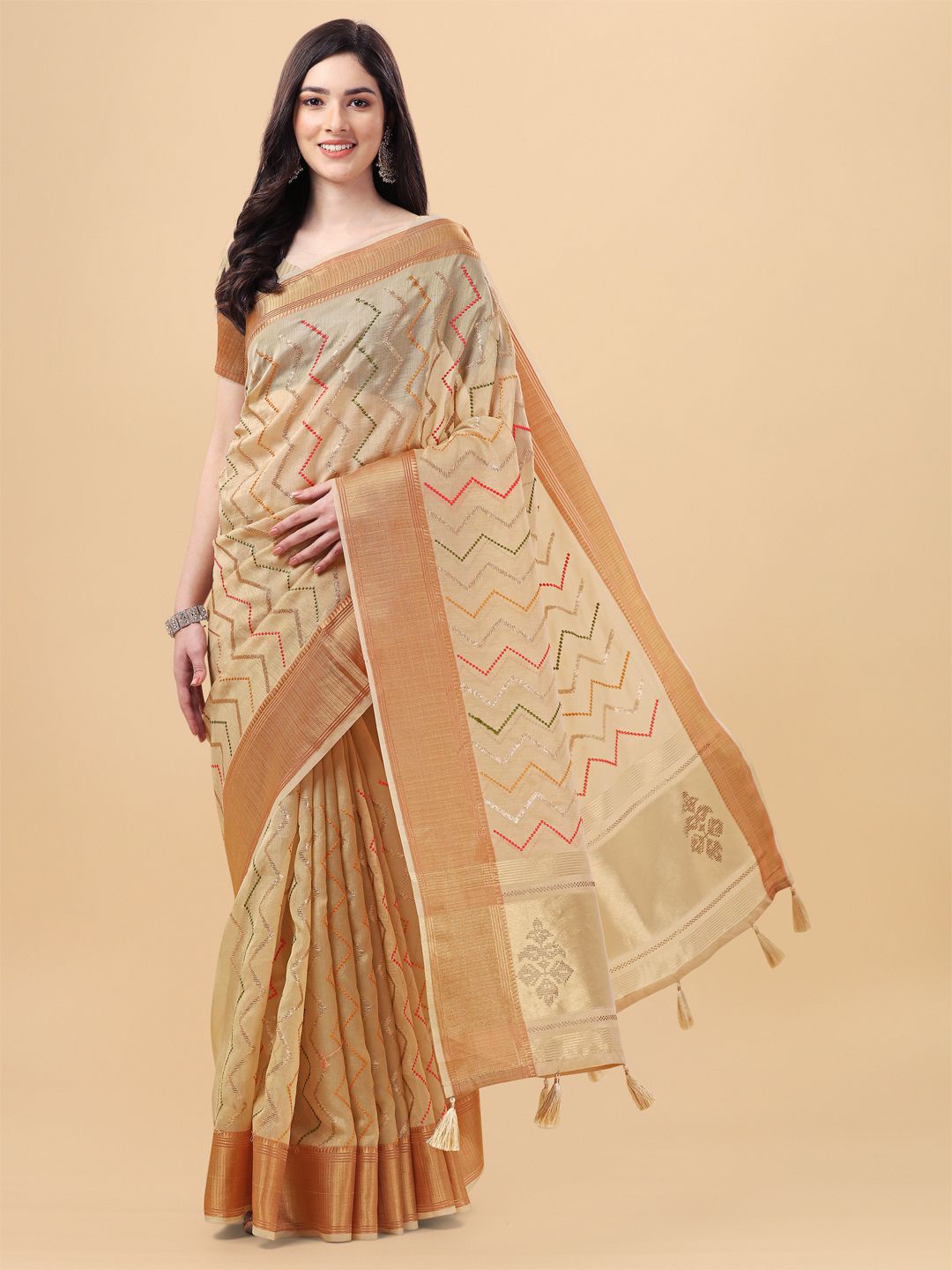 

Mitera Beige & Gold-Toned Floral Embroidered Silk Cotton Banarasi Saree