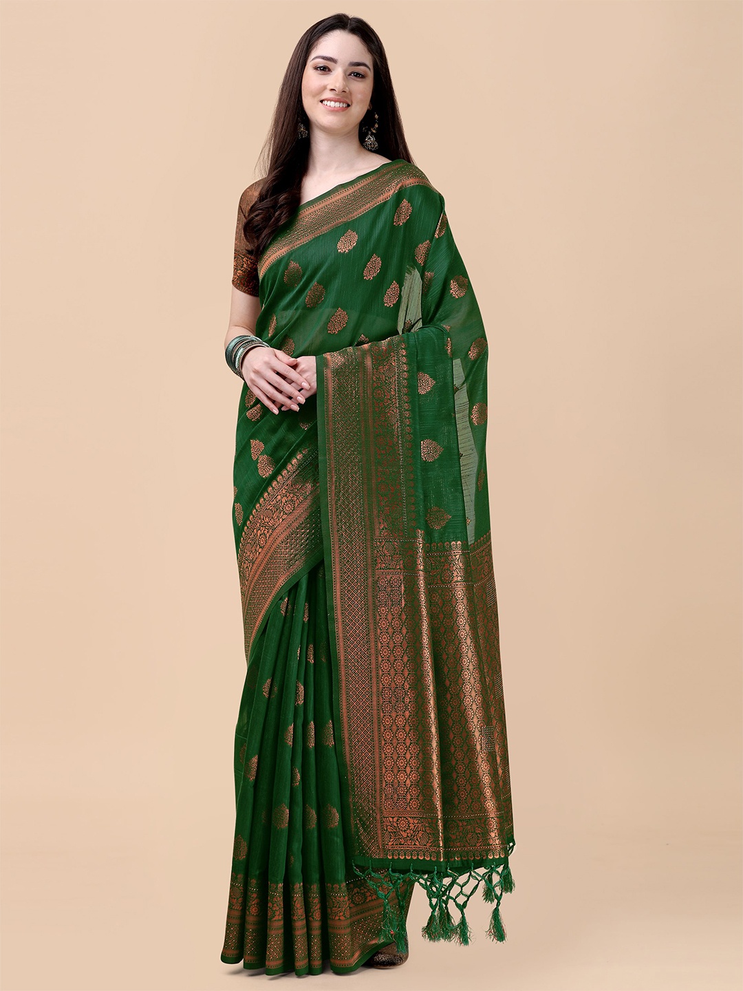 

Mitera Green & Gold-Toned Ethnic Motifs Zari Banarasi Saree