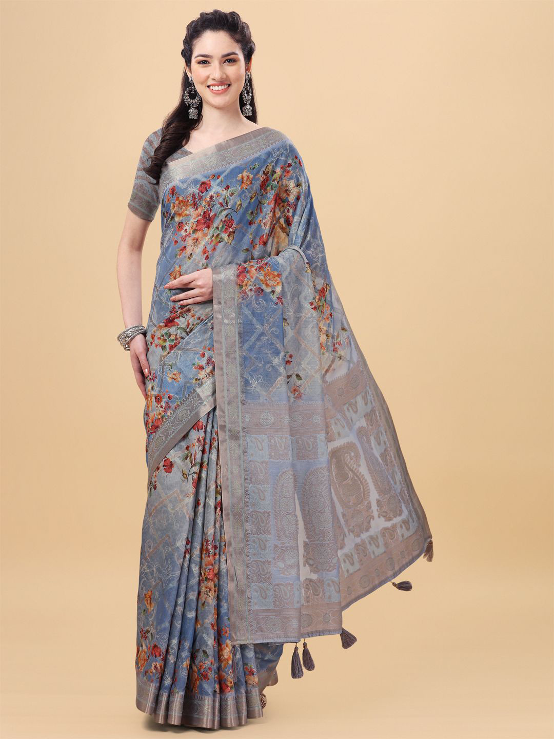 

Mitera Grey & Orange Floral Silk Blend Banarasi Saree