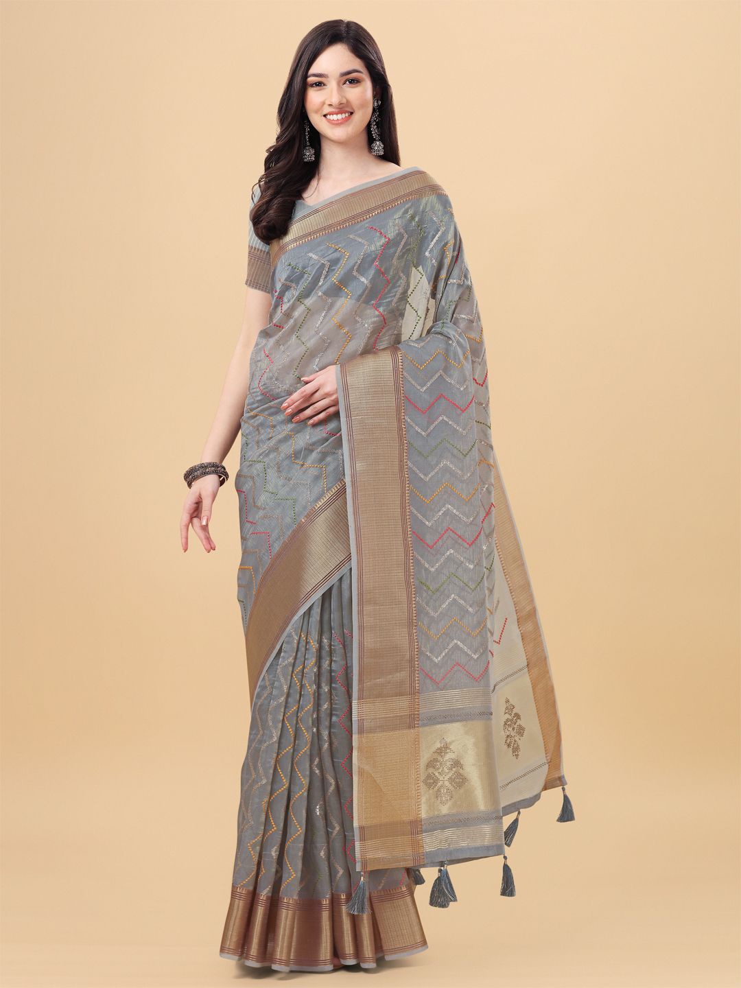 

Mitera Grey & Gold-Toned Silk Cotton Banarasi Saree