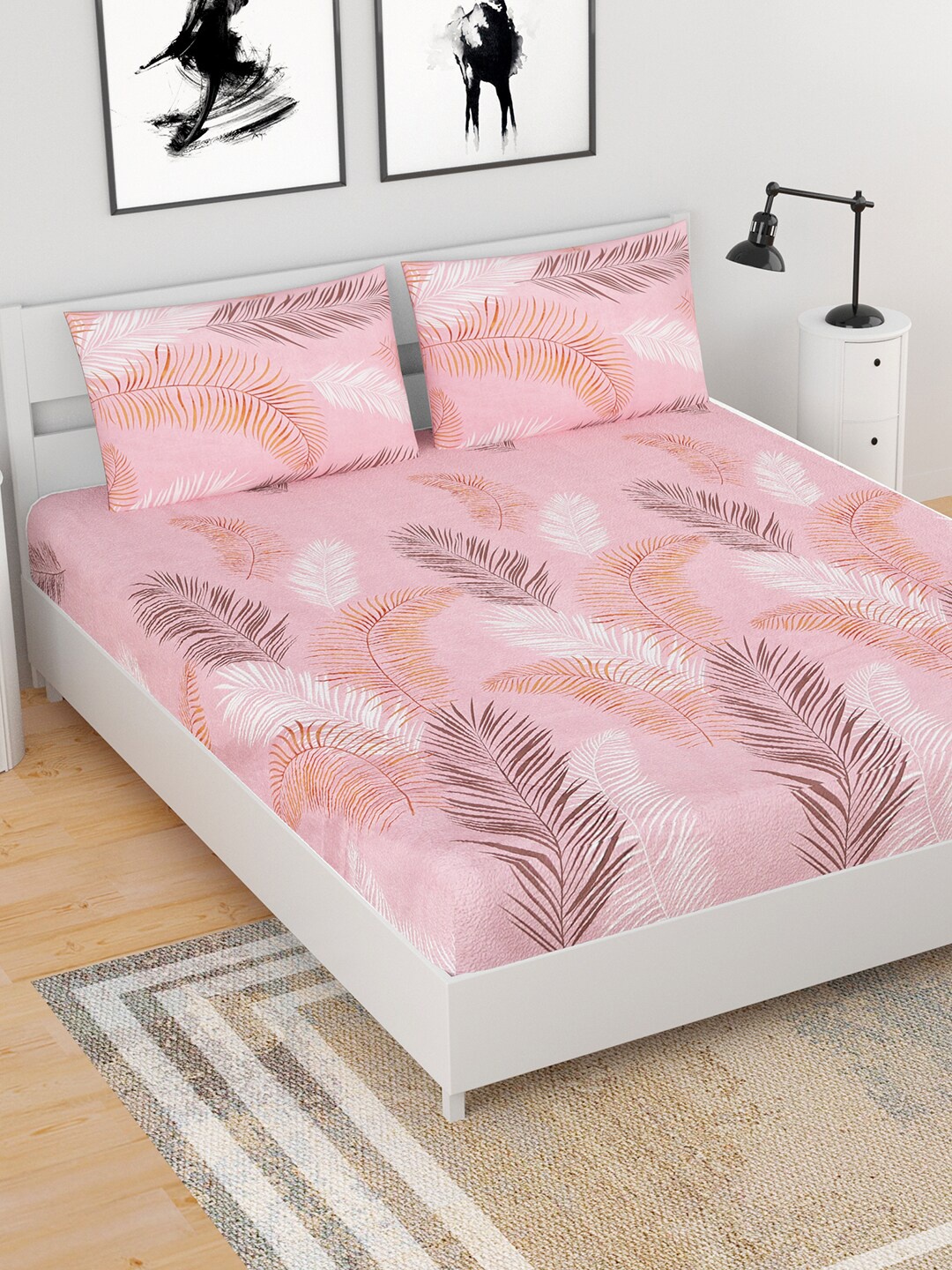 

BELLA CASA Classic Collection Printed 210 TC Queen Bedsheet with 2 Pillow Covers, Pink