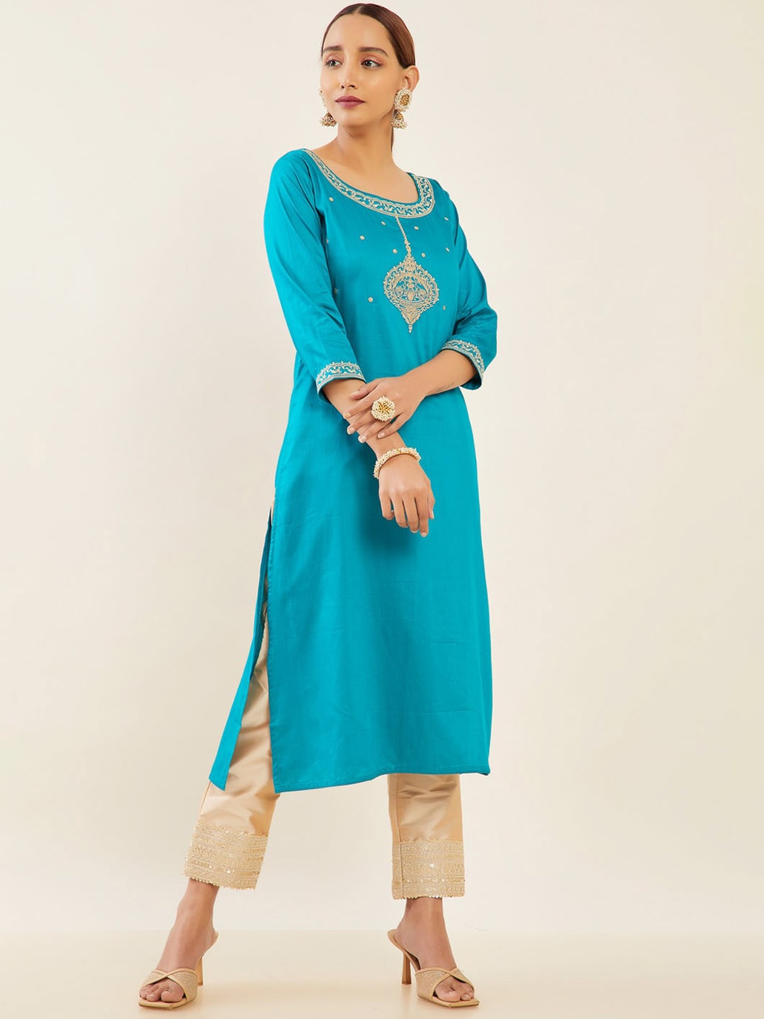 

Maybell Women Blue Yoke Design Satin Kurta