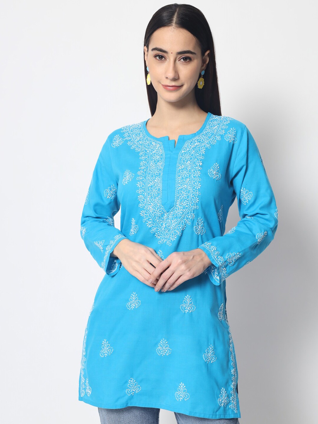 

PARAMOUNT CHIKAN Blue Ethnic Motifs Embroidered Chikankari Pure Cotton Kurti