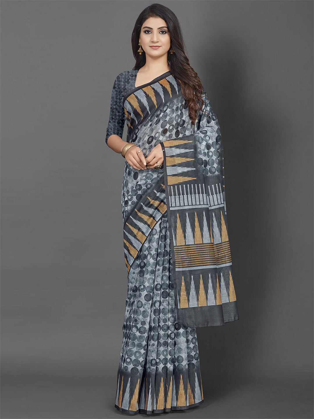 

ODETTE Grey & Gold-Toned Bagh Saree
