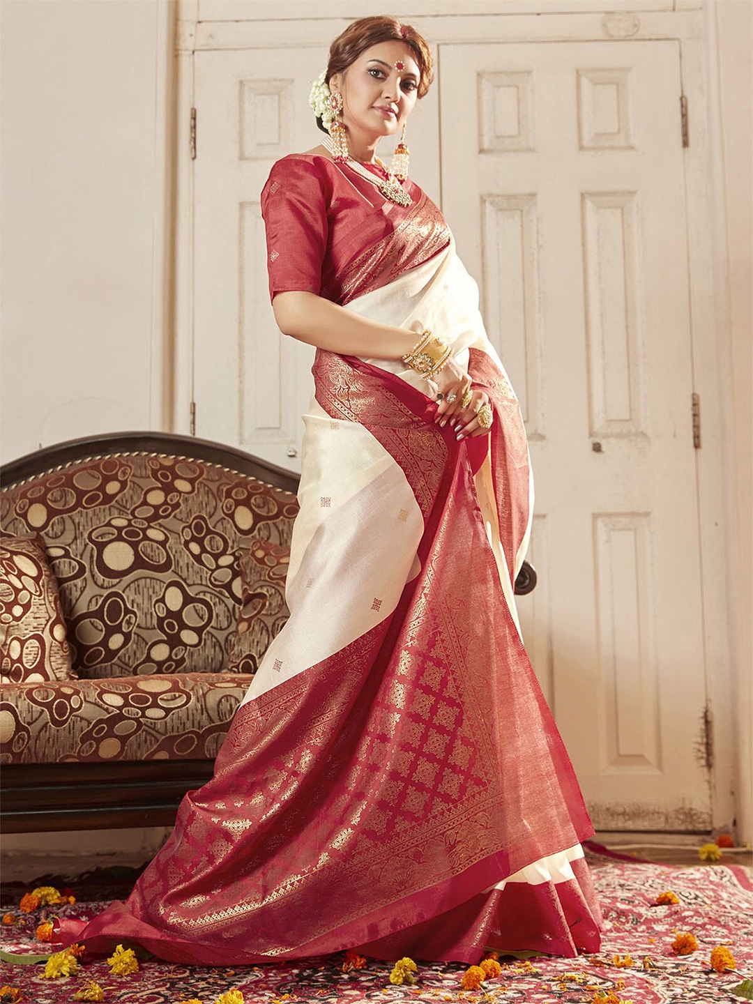 

ODETTE Off White & Red Woven Design Zari Silk Blend Banarasi Saree