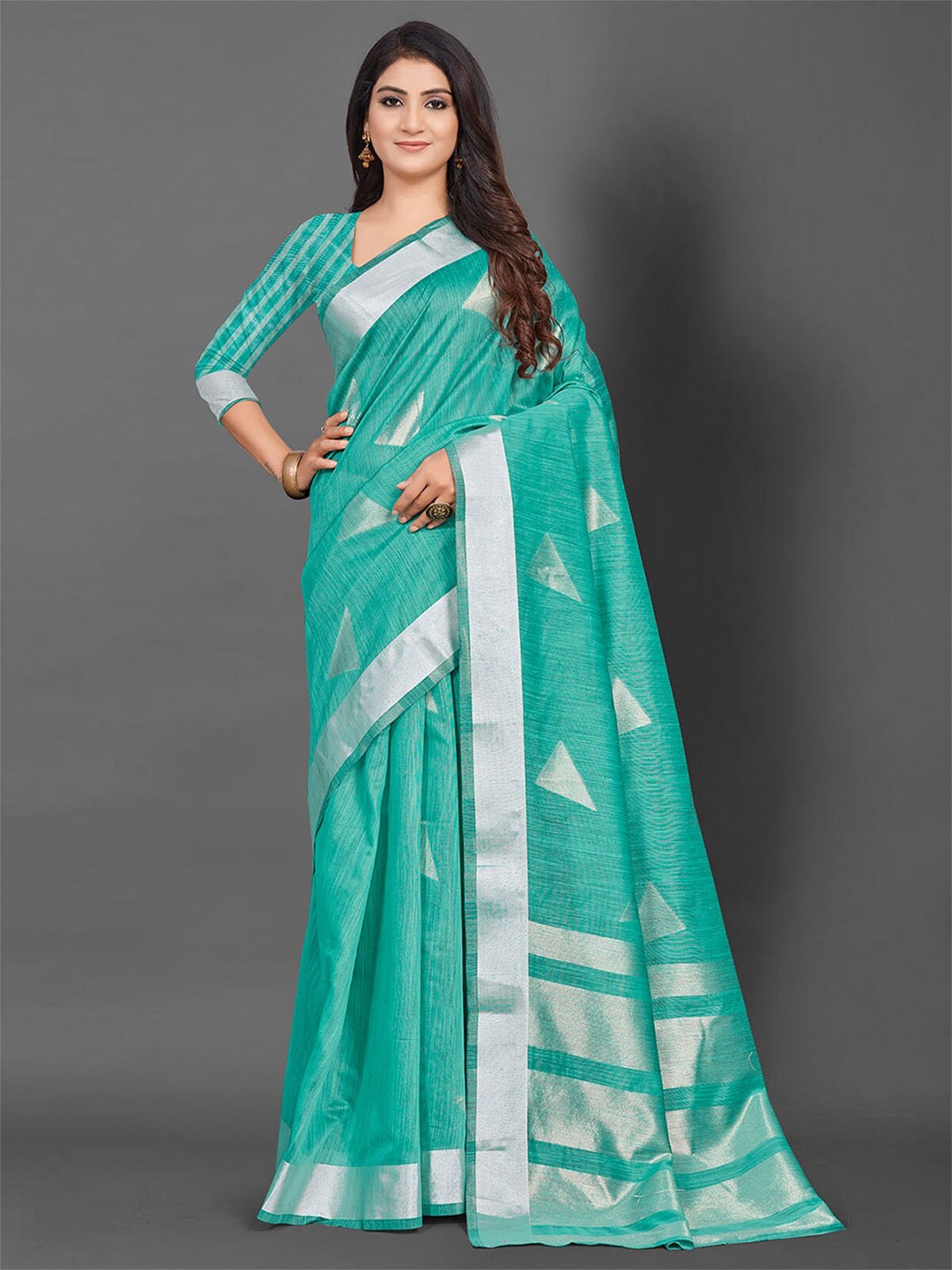 

ODETTE Sea Green & Silver-Toned Woven Design Zari Linen Blend Banarasi Saree