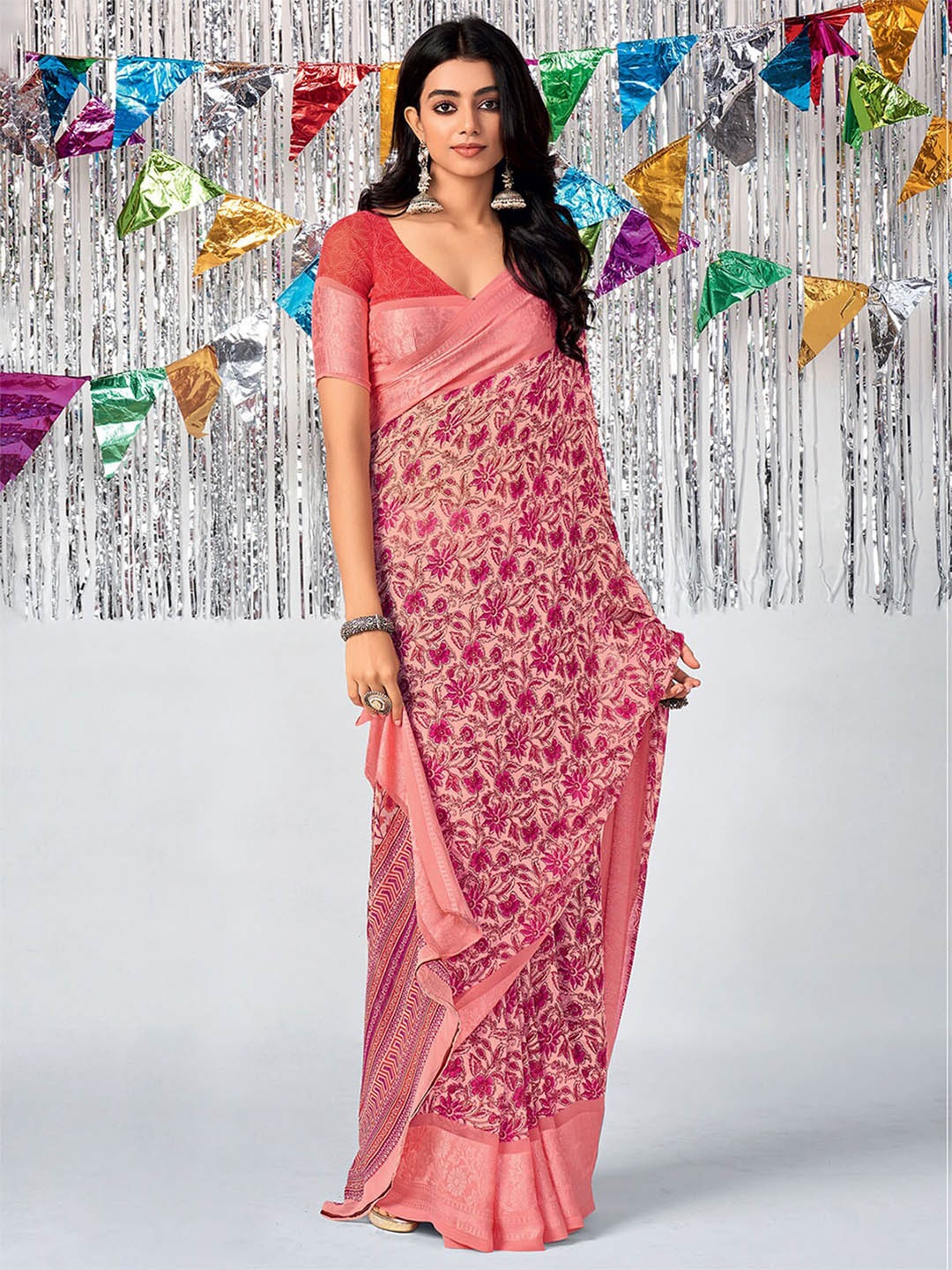 

ODETTE Pink & Purple Floral Banarasi Saree