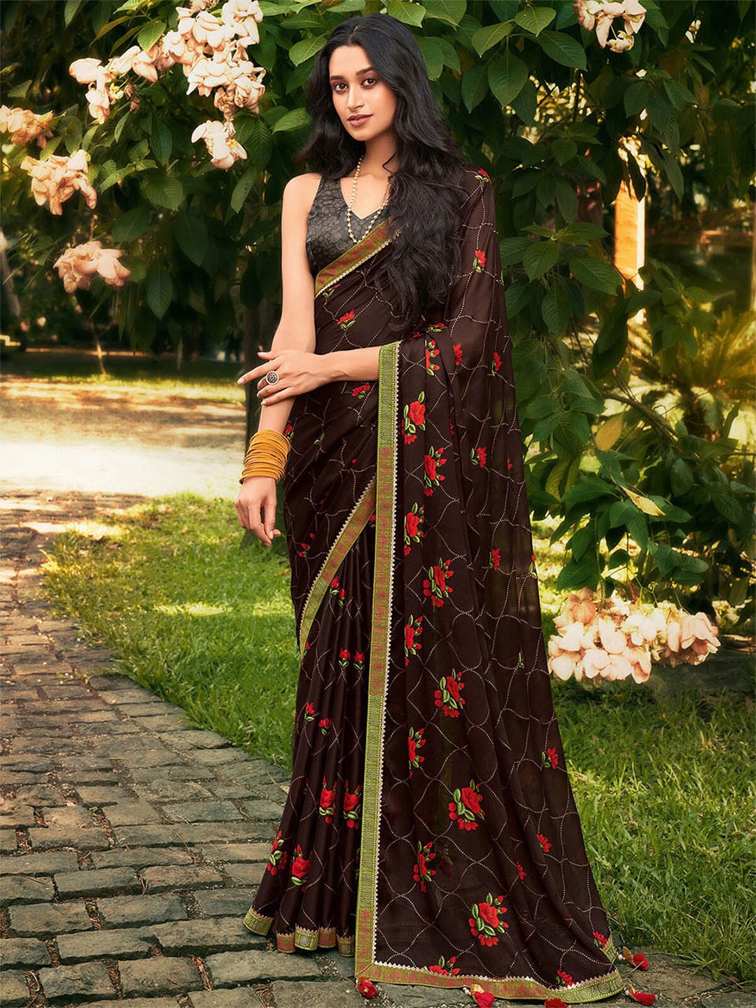 

ODETTE Brown & Red Floral Saree