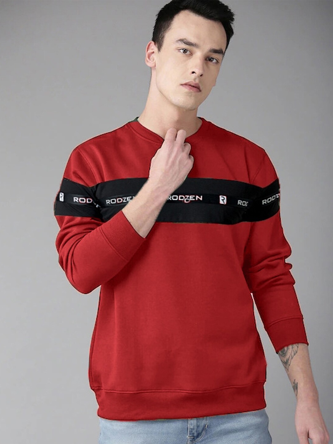 

Rodzen Men Maroon Round Neck Fleece Sweatshirt