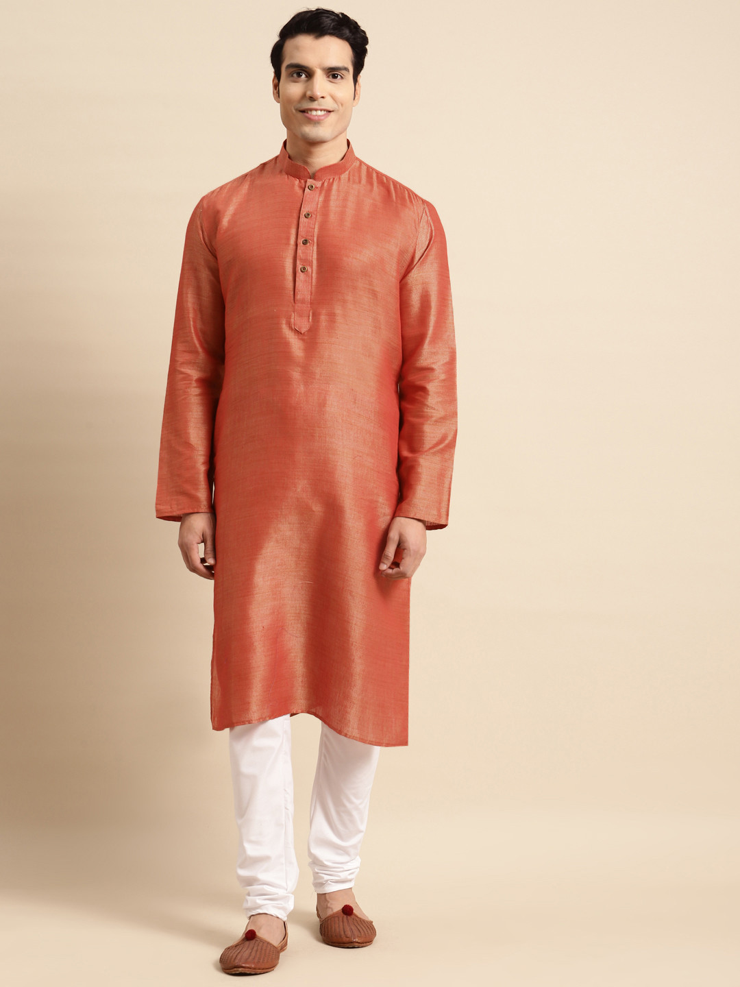 

RAJUBHAI HARGOVINDAS Men Straight Kurta, Red