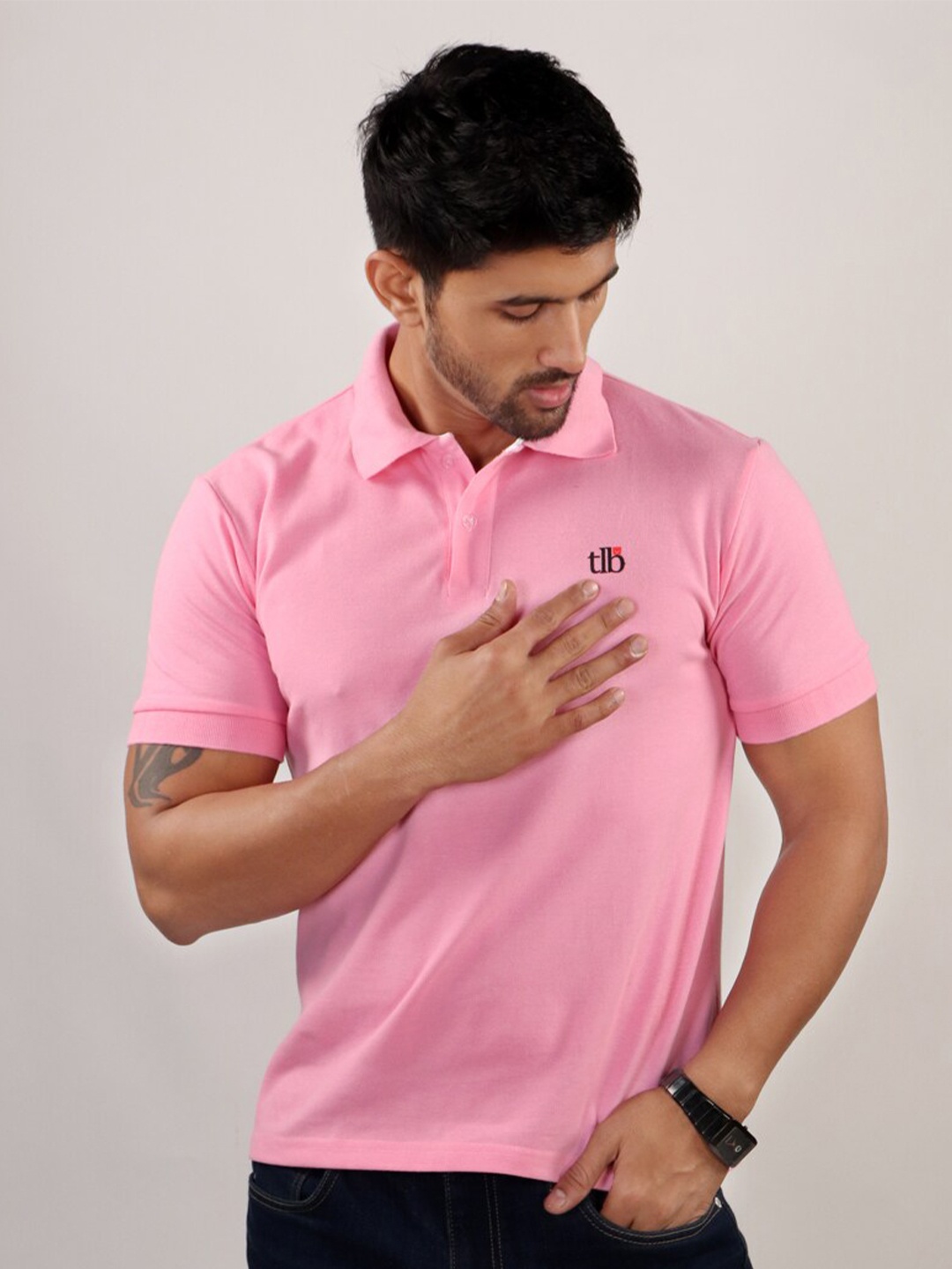 

The Label Bar Men Pink Polo Collar T-shirt