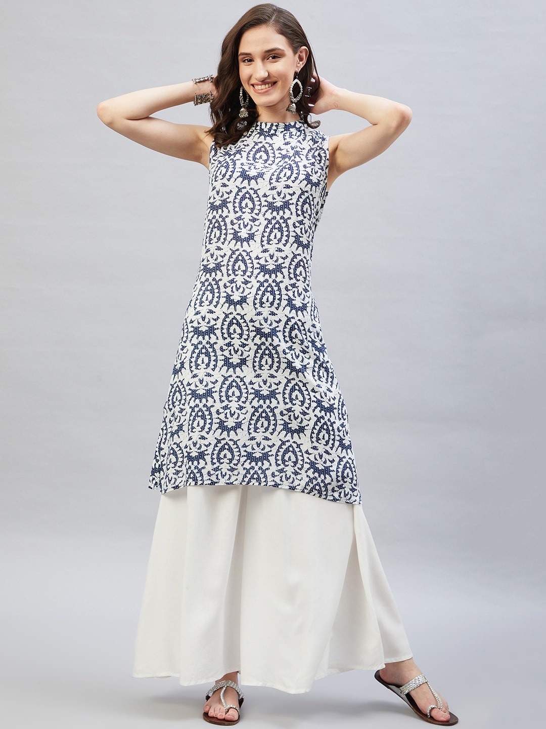 

InWeave Women Navy Blue Ethnic Motifs Printed Kurta Sets