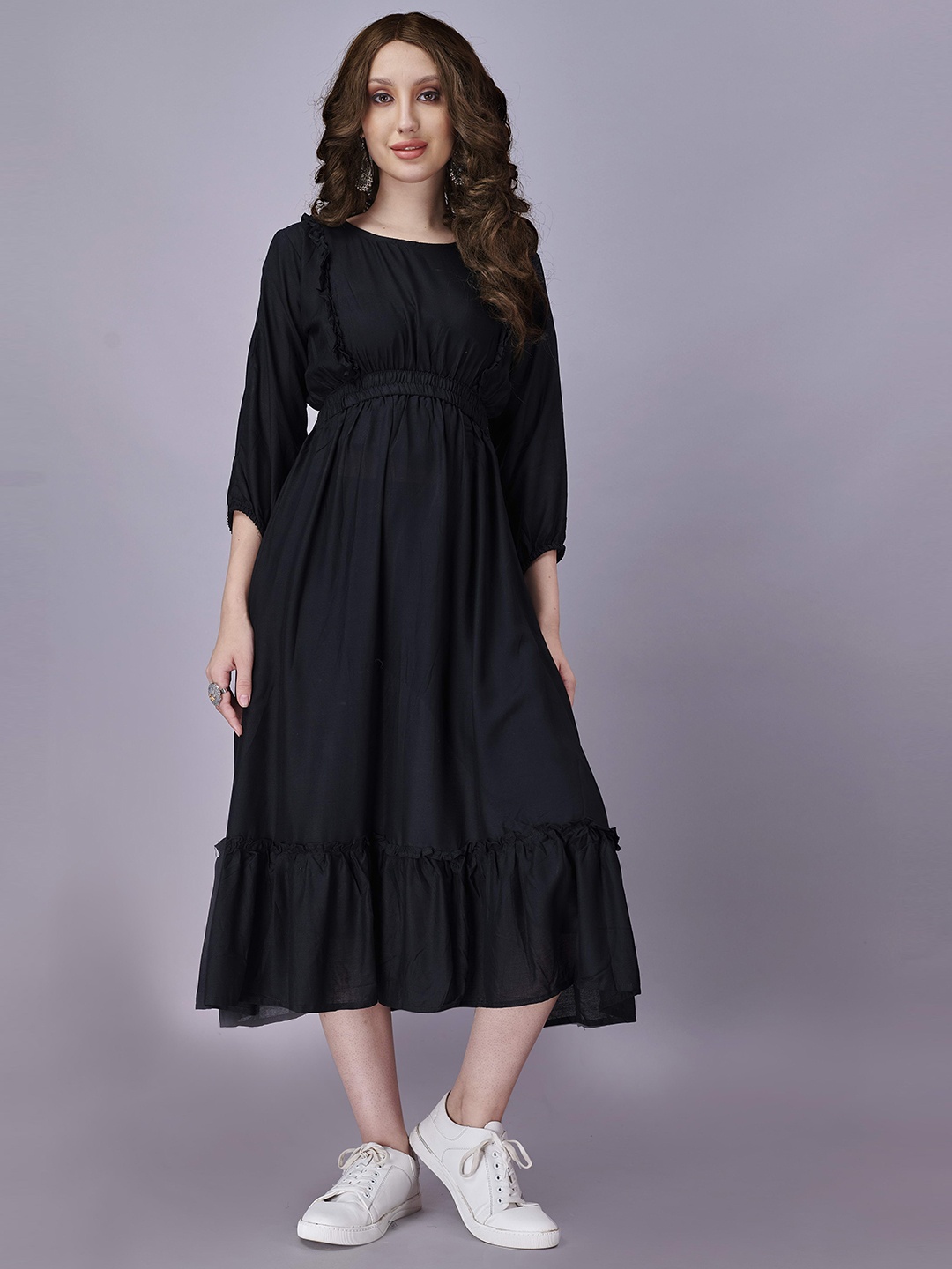 

Fashion FRICKS Women Black Empire Midi Dress