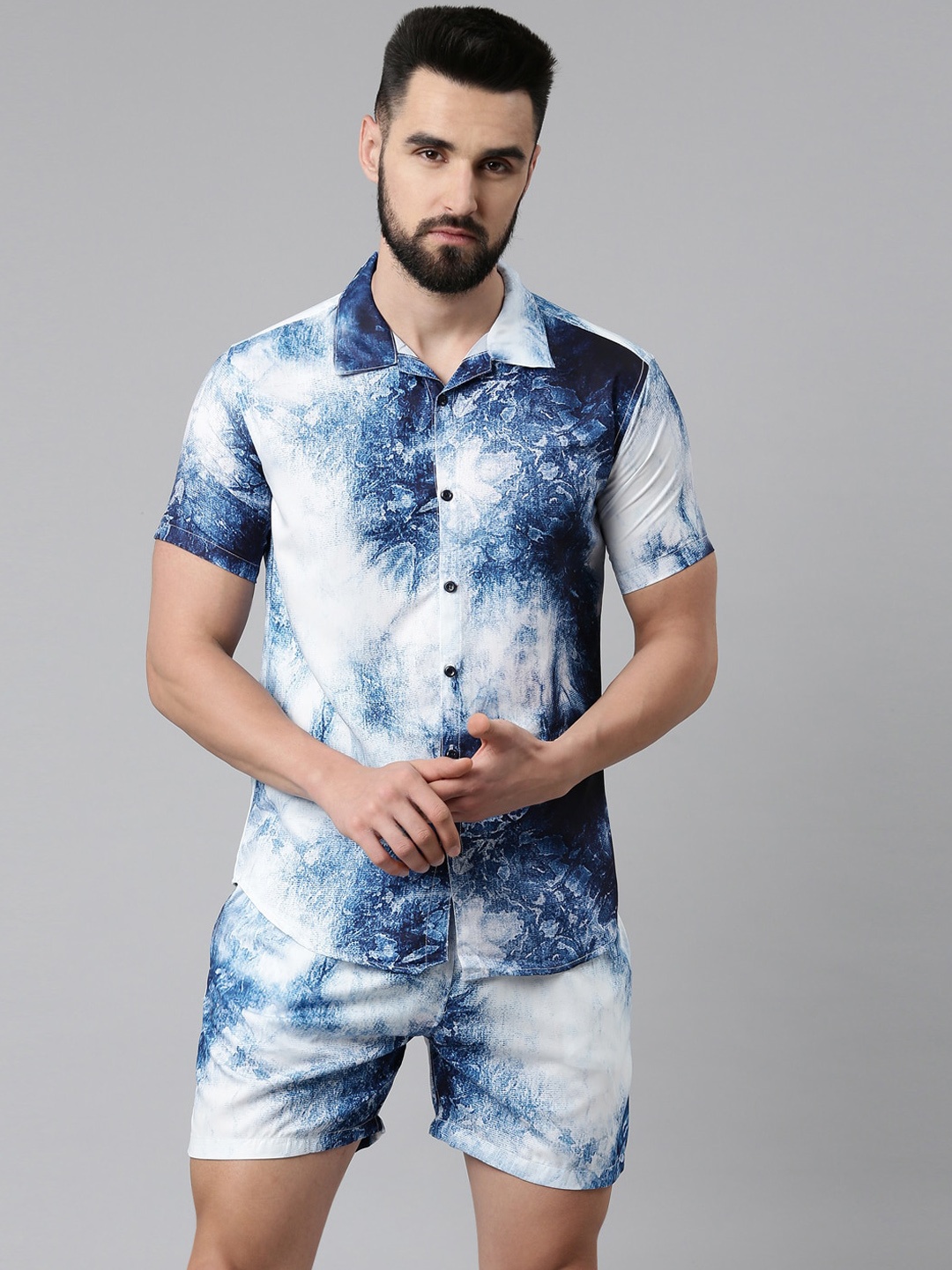 

TRUNDZ Men White & Blue Abstract Printed Night suit