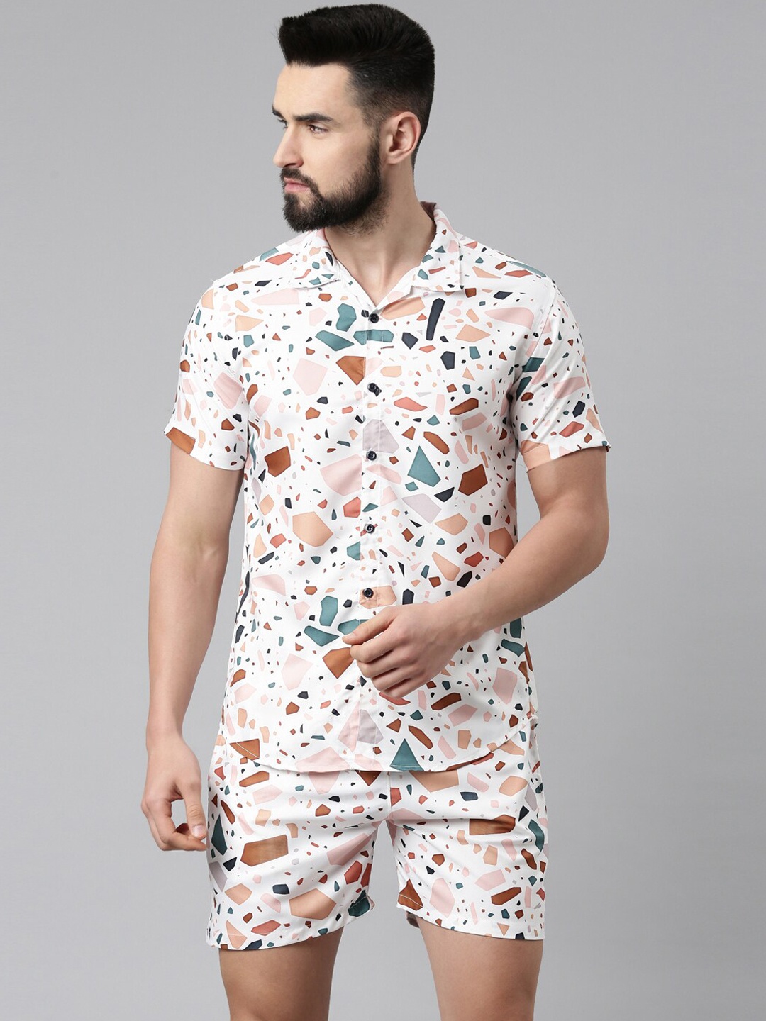 

TRUNDZ Men White & Red Printed Night suit