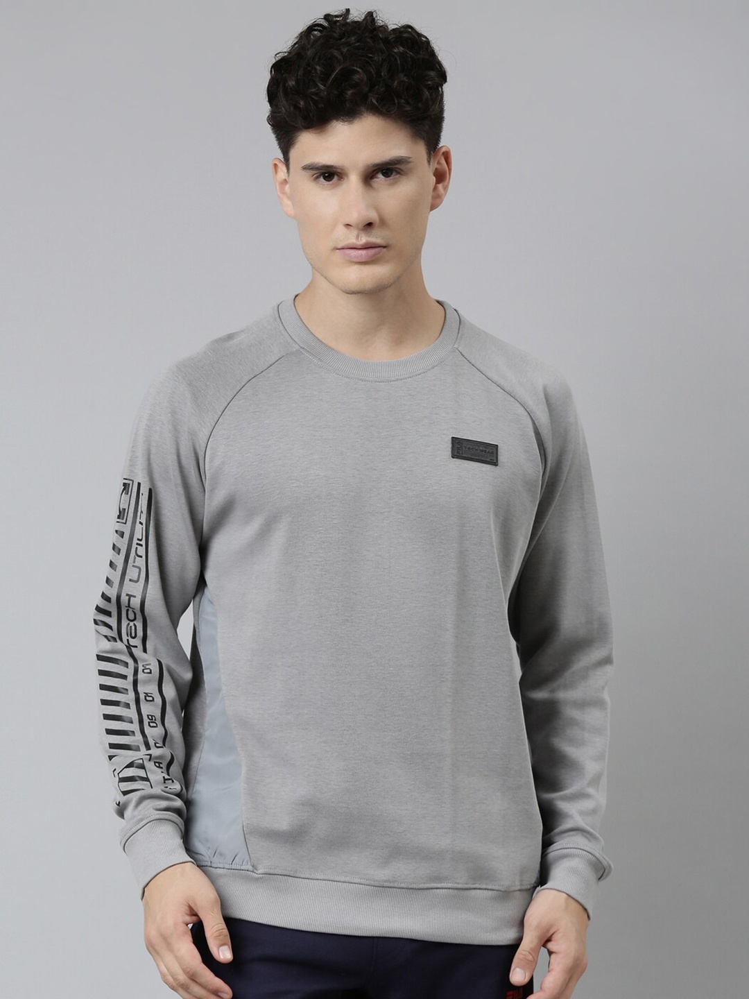 

FILA Round Neck Printed Sweatshirt, Grey