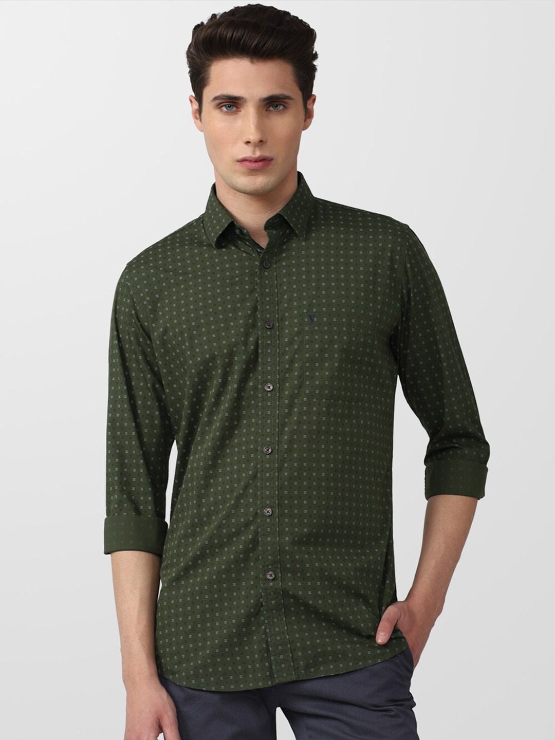

Van Heusen Sport Men Slim Fit Printed Pure Cotton Casual Shirt, Green