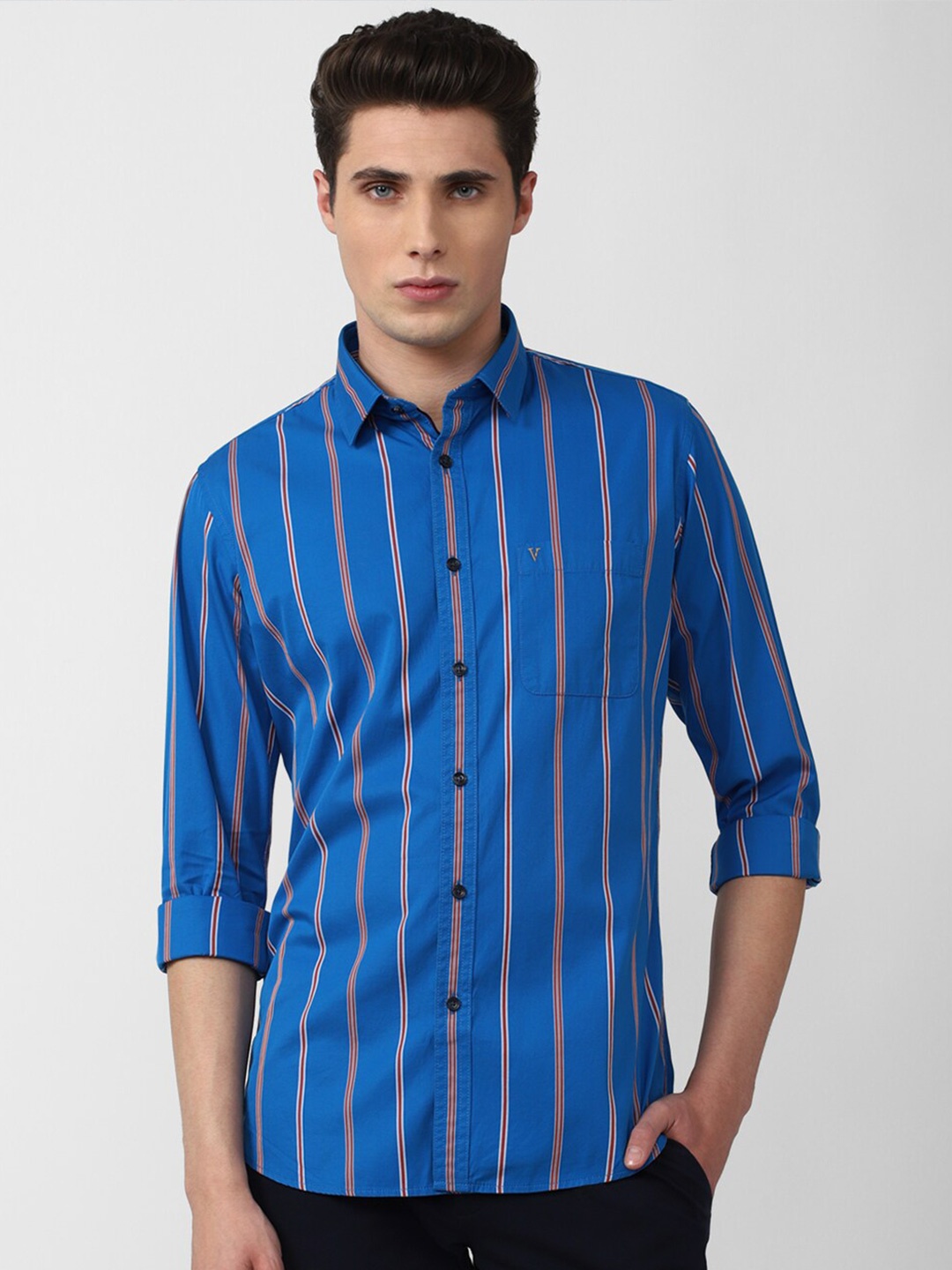 

Van Heusen Sport Men Slim Fit Striped Pure Cotton Casual Shirt, Blue