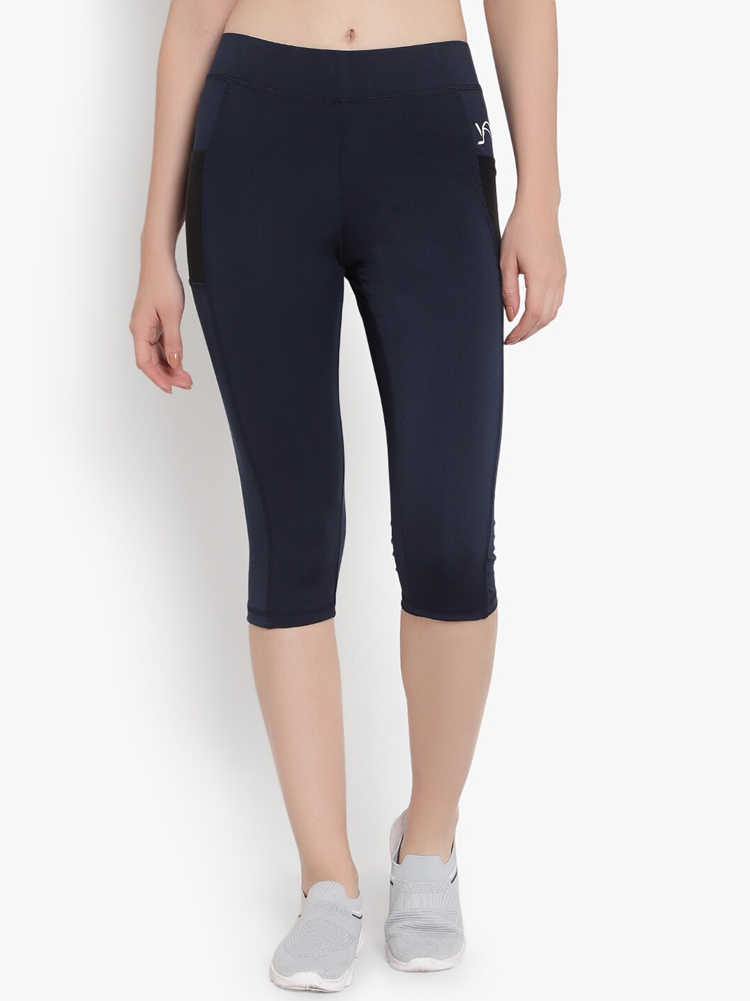 

YOU FOREVER Women Navy Blue Three Quarter Length Rapid Dry Sportswear Tights