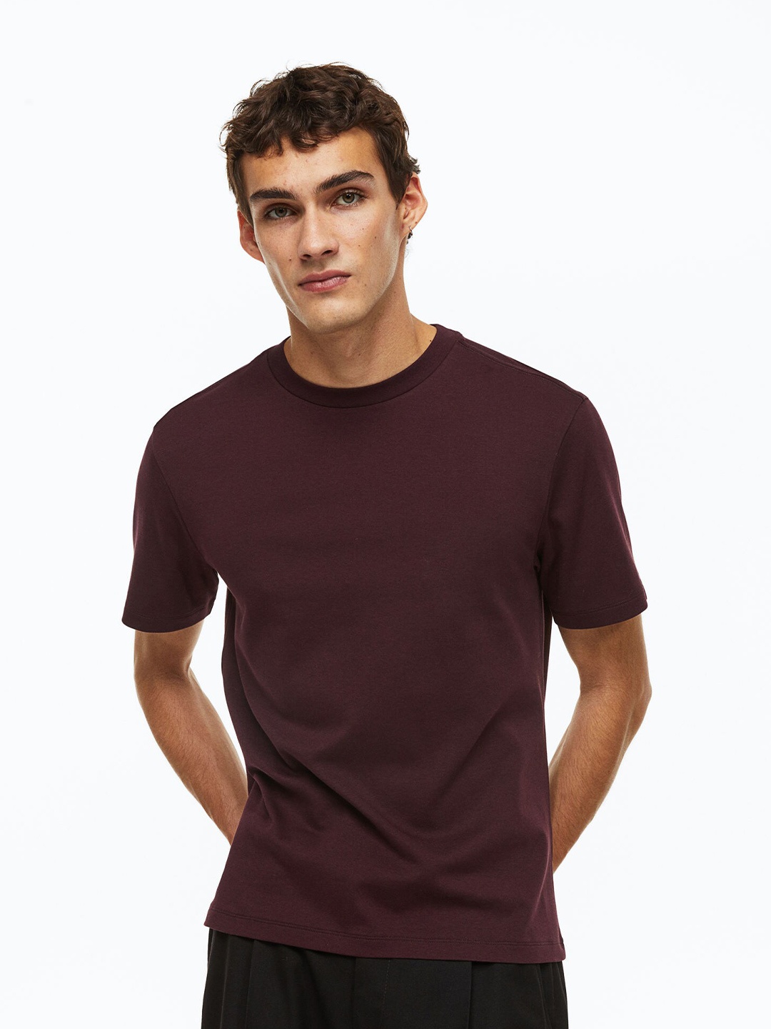 

H&M Men Maroon Regular Fit Cotton T-shirt