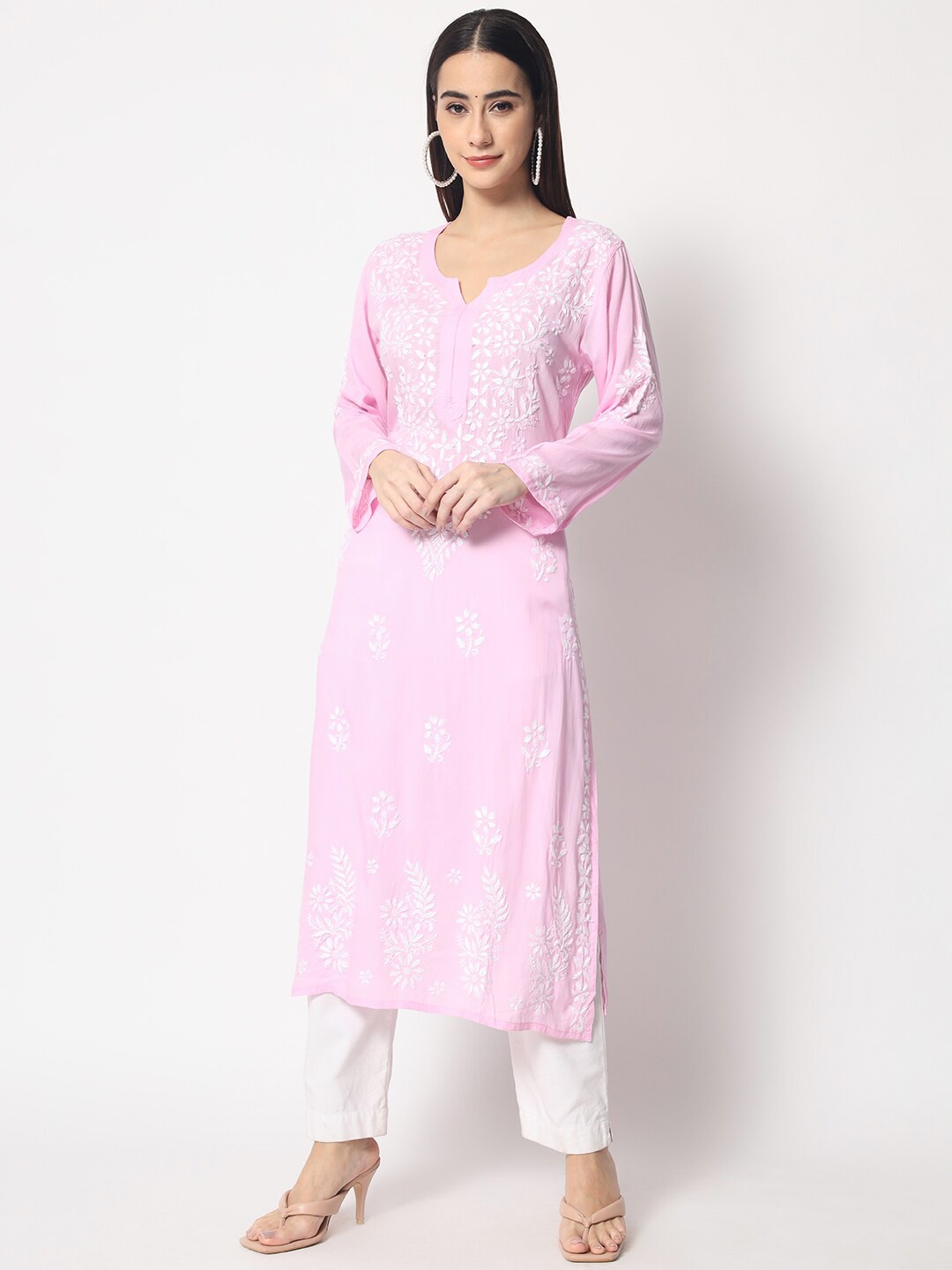 

PARAMOUNT CHIKAN Women Pink Ethnic Motifs Embroidered Chikankari Floral Kurta