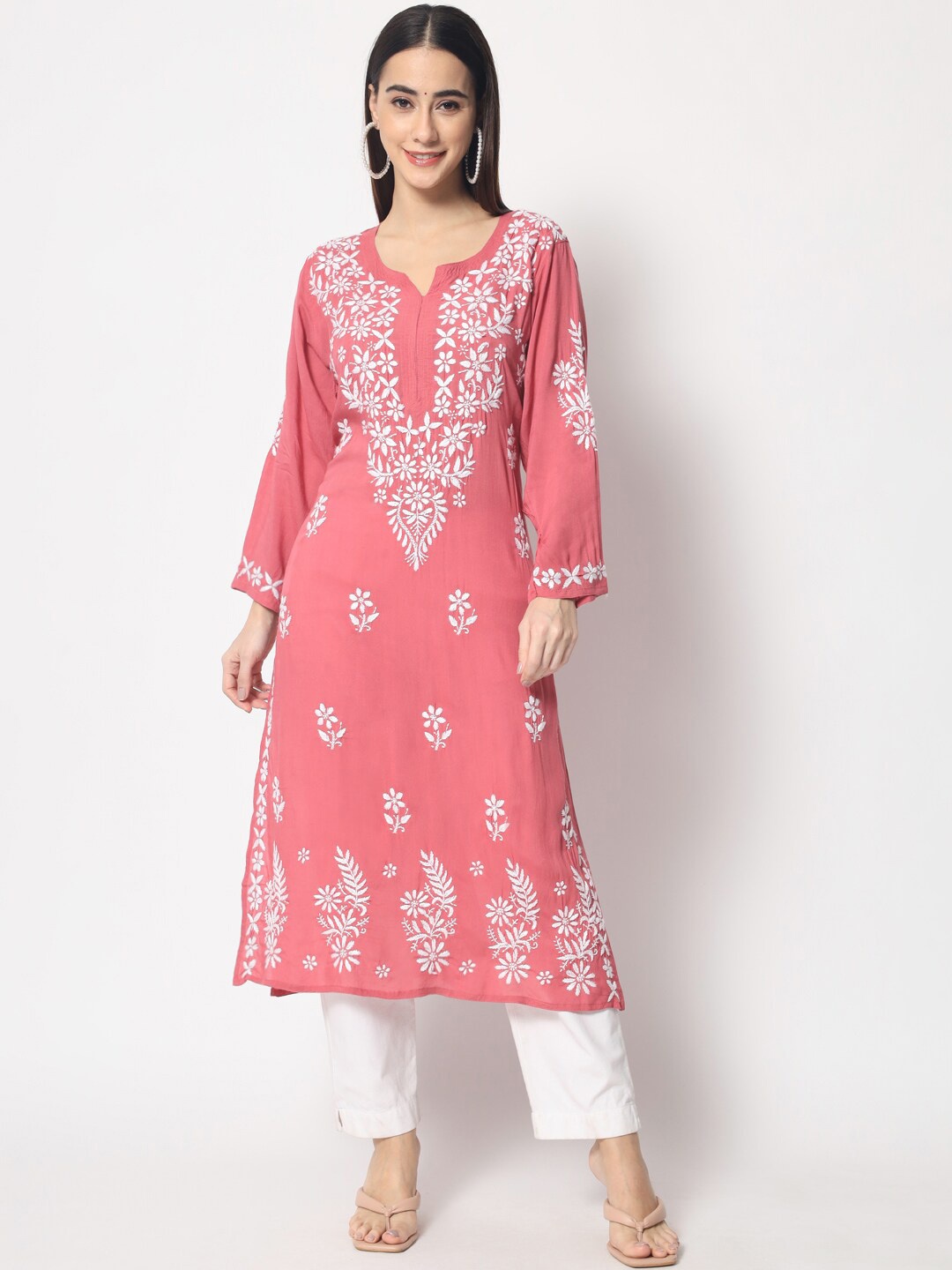 

PARAMOUNT CHIKAN Women Burgundy Chikankari Hand Embroidered Modal Straight Kurta